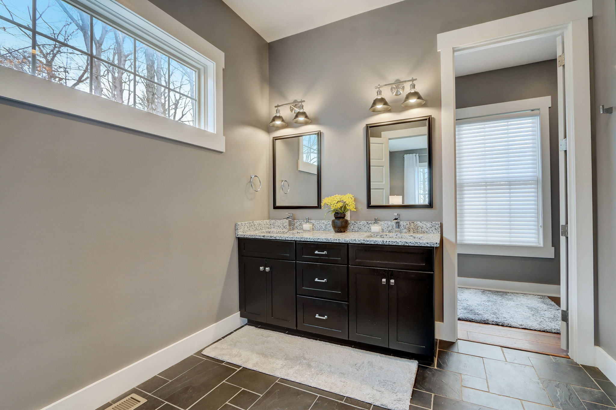 9193 E Dogwood Drive