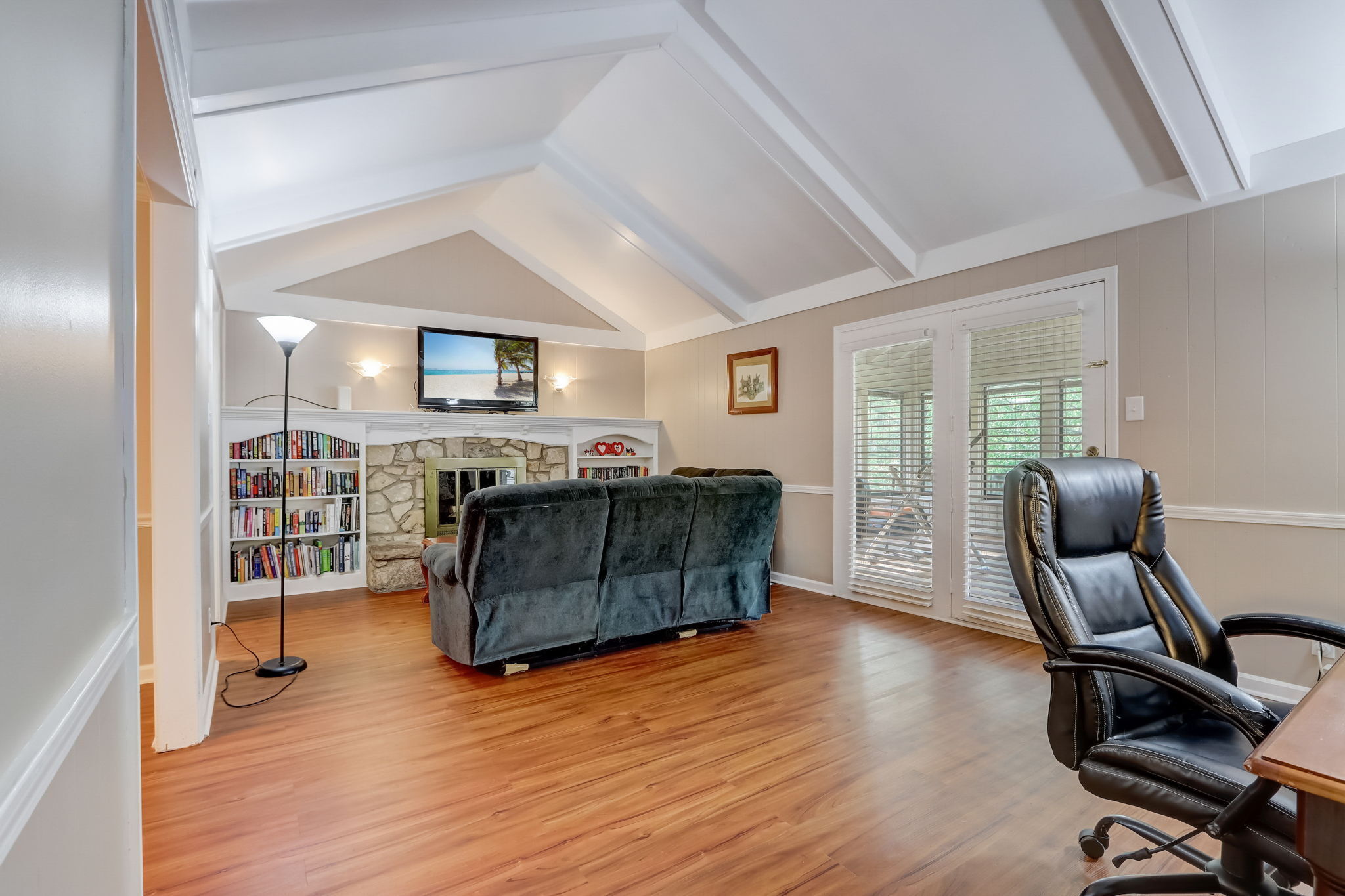 5501 Indian Cove Road