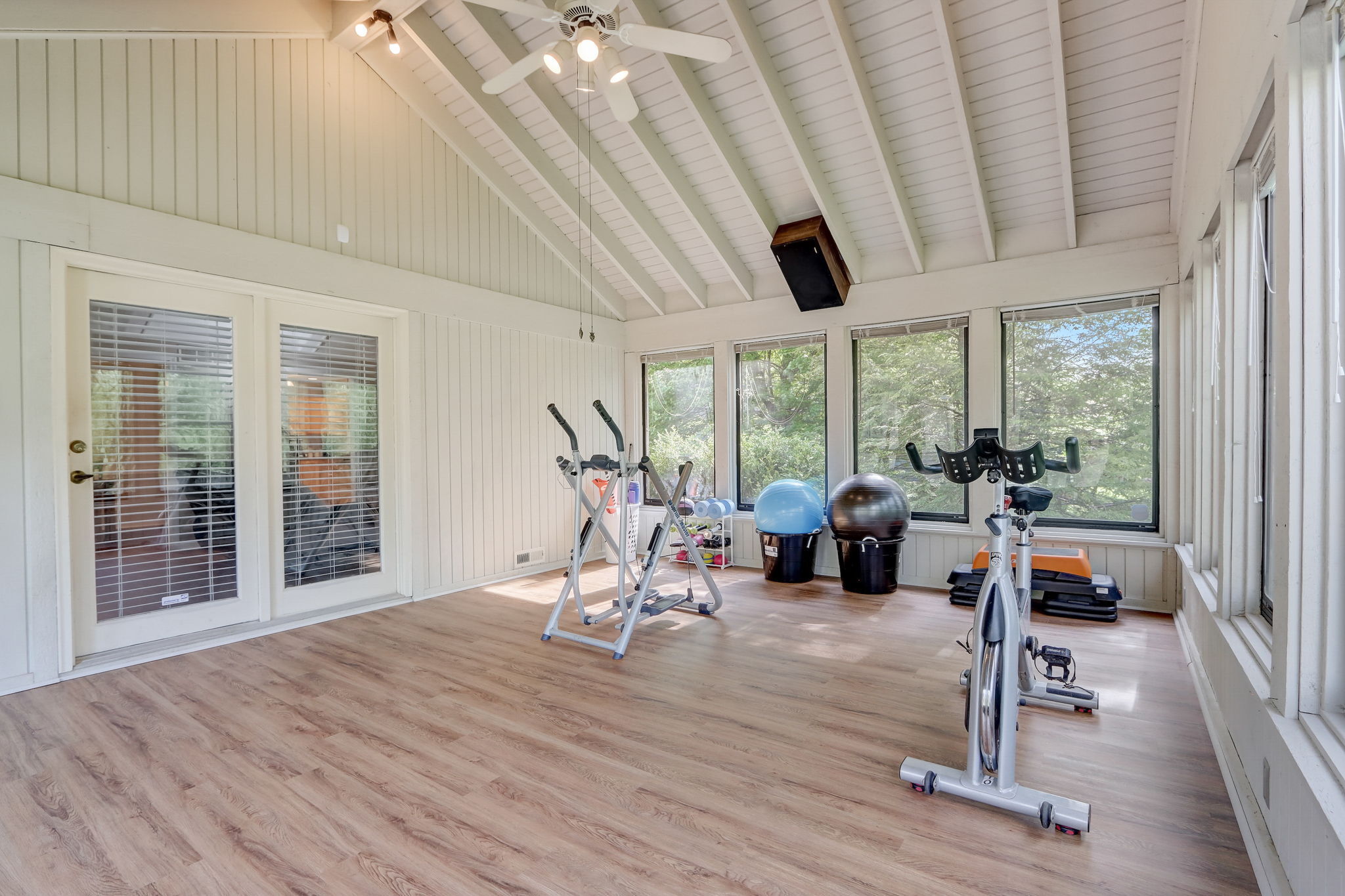 5501 Indian Cove Road