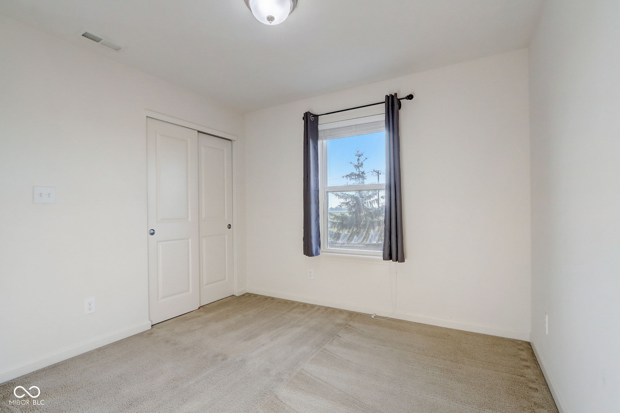 15388 Royal Grove Court