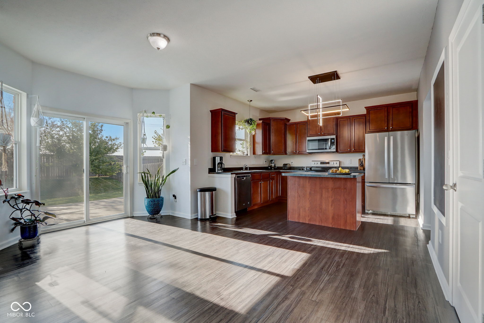 15388 Royal Grove Court