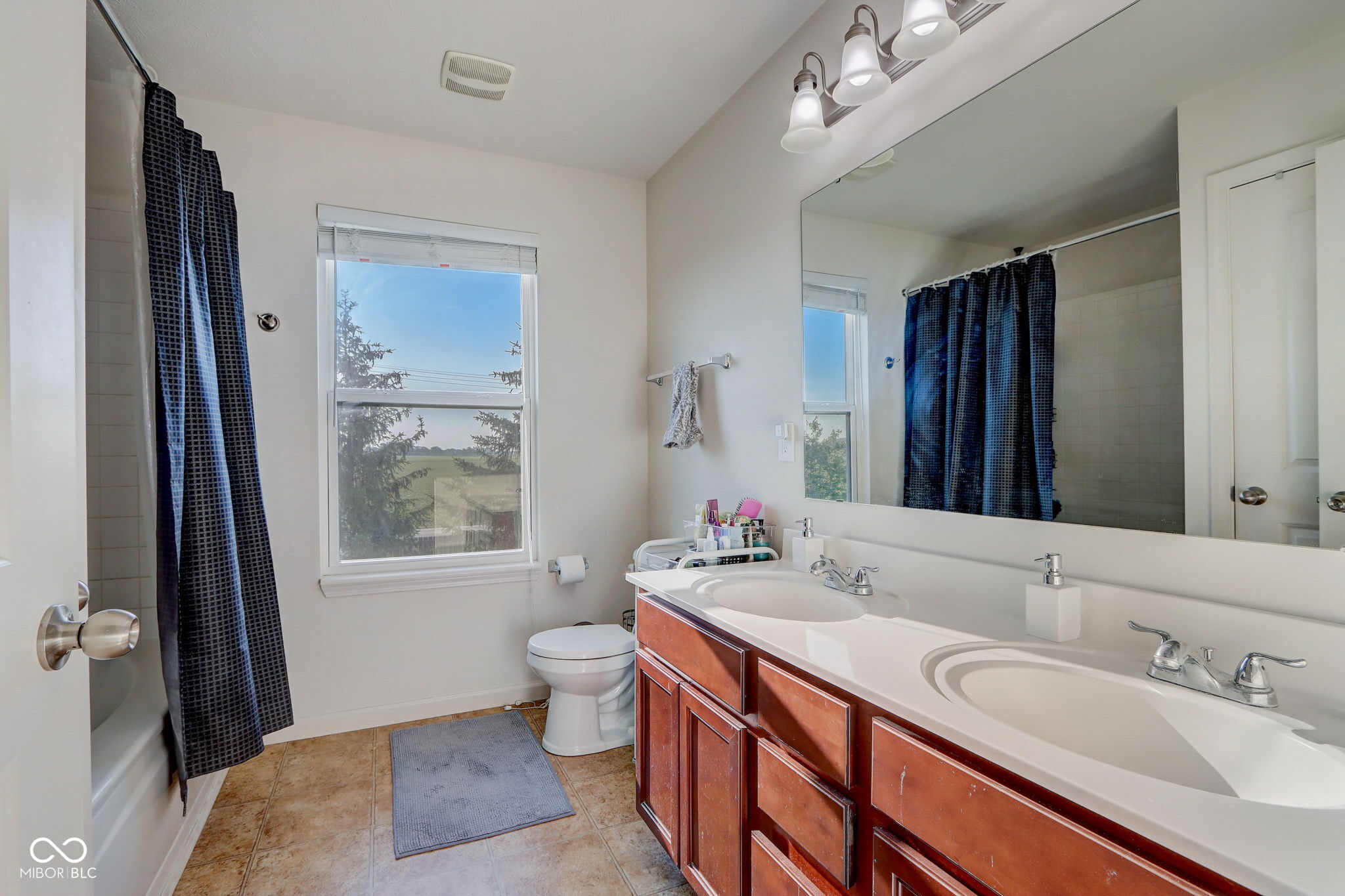 15388 Royal Grove Court