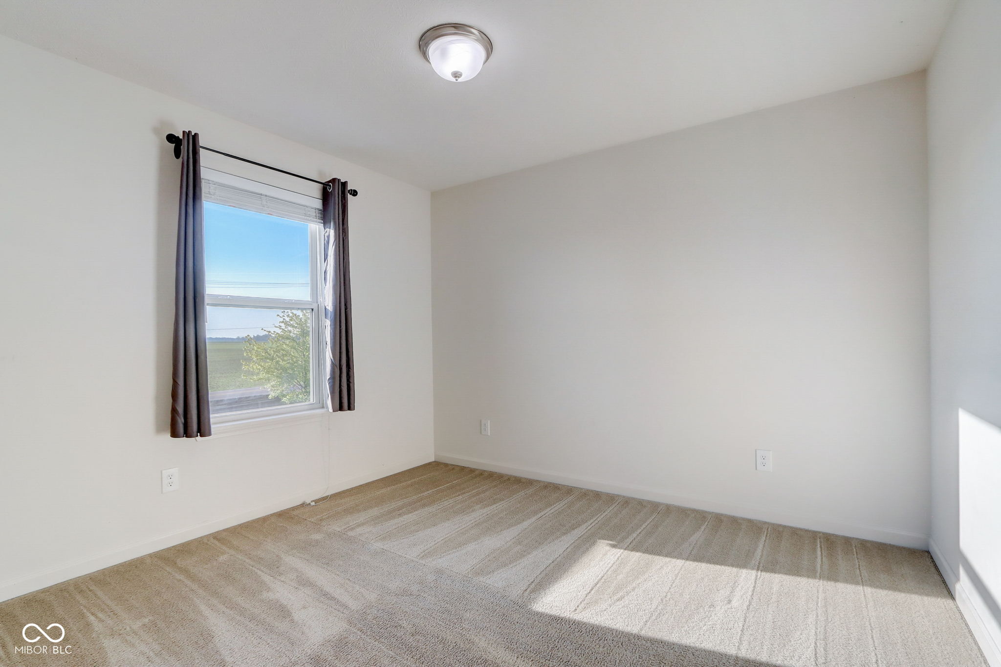 15388 Royal Grove Court