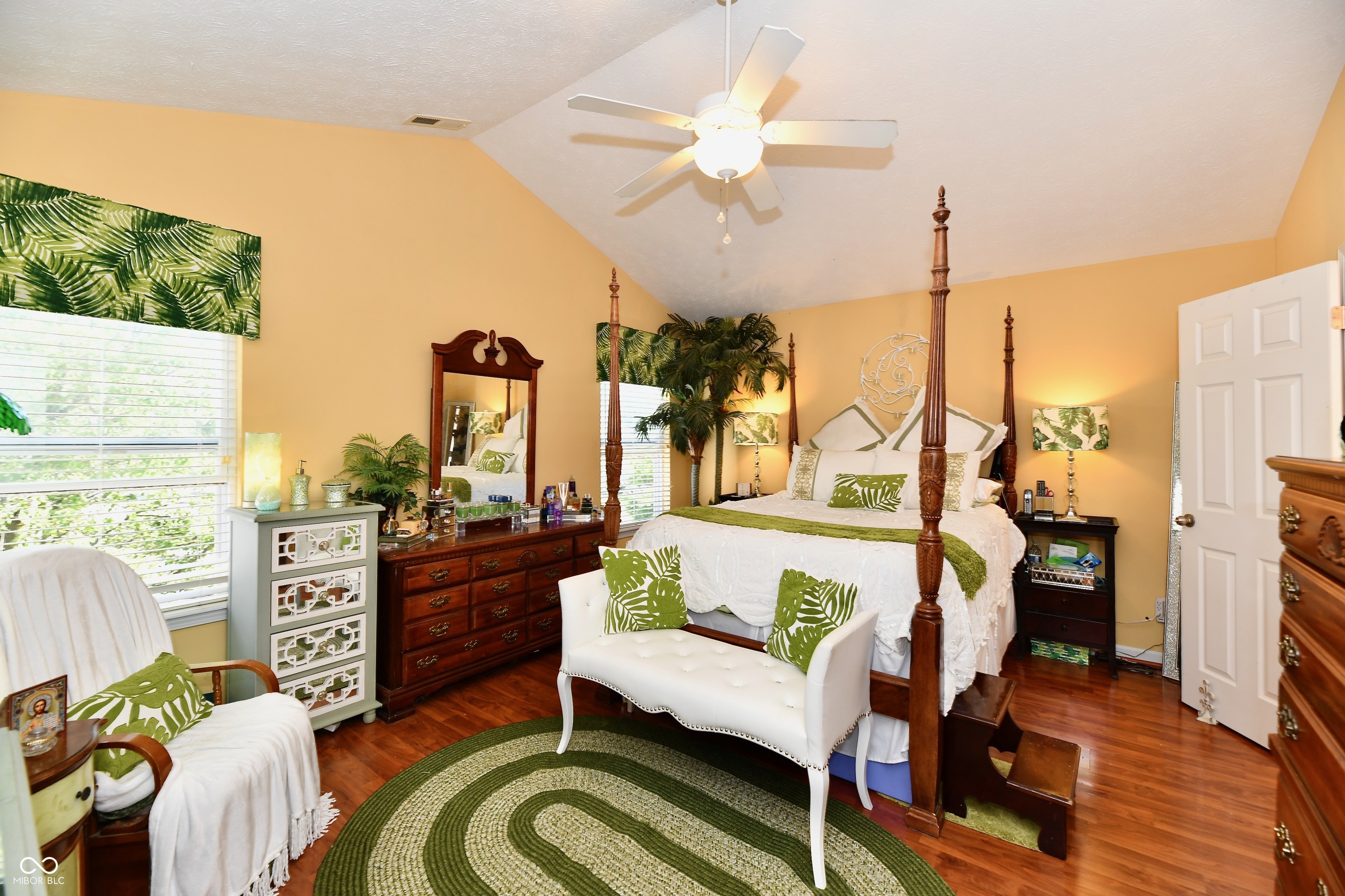 13063 E 131st Street E