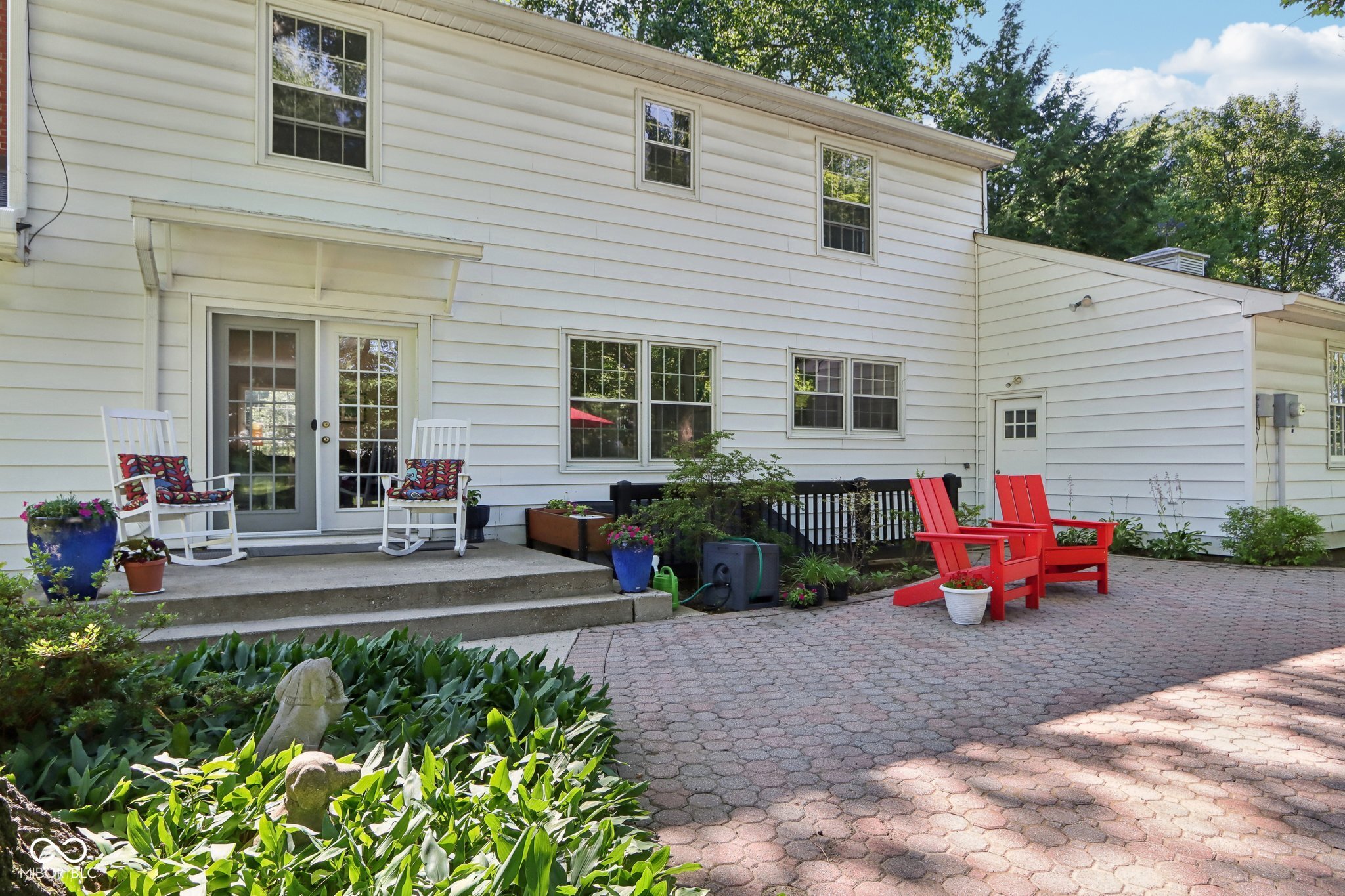 319 Highfall Avenue