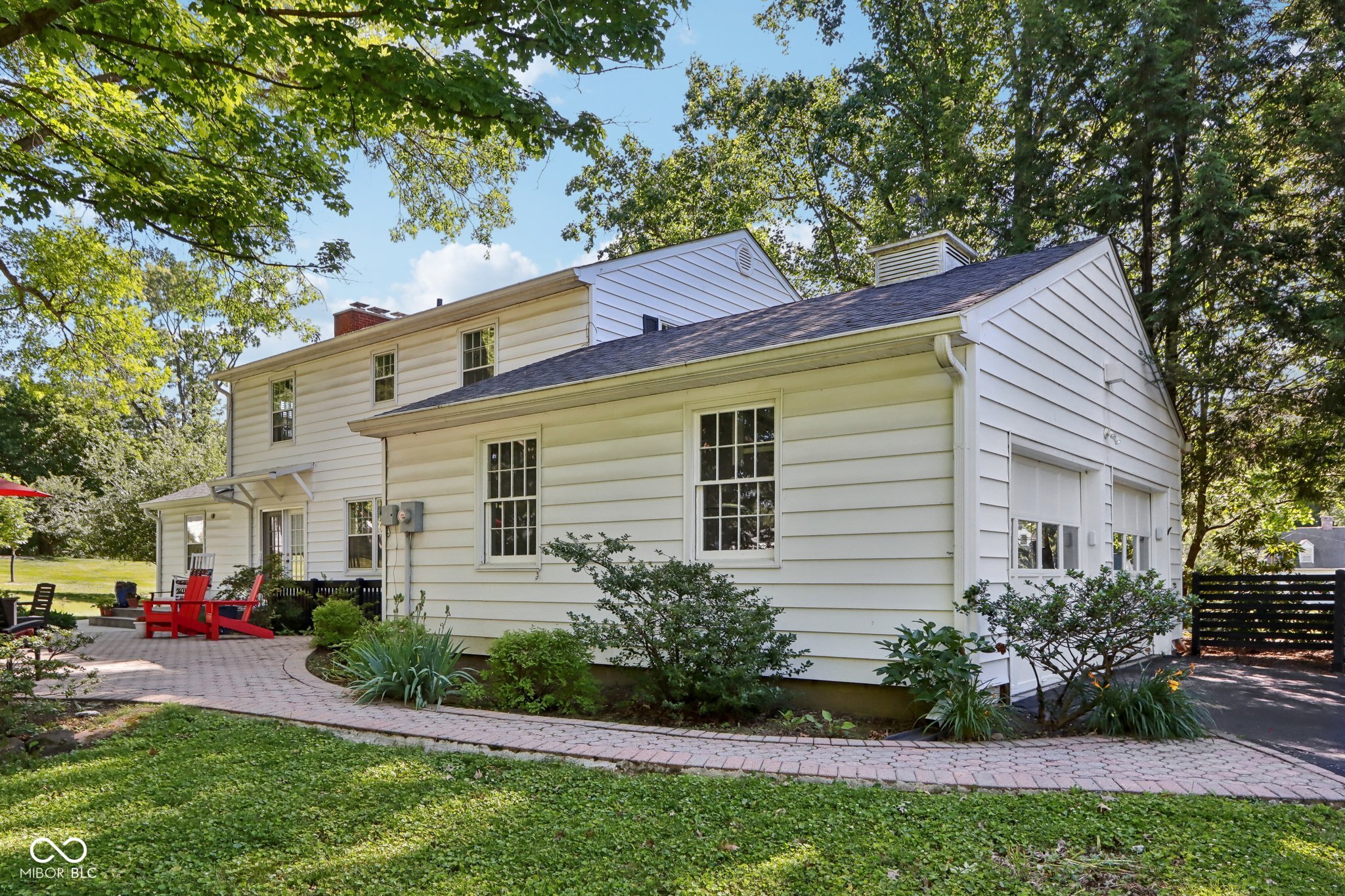 319 Highfall Avenue