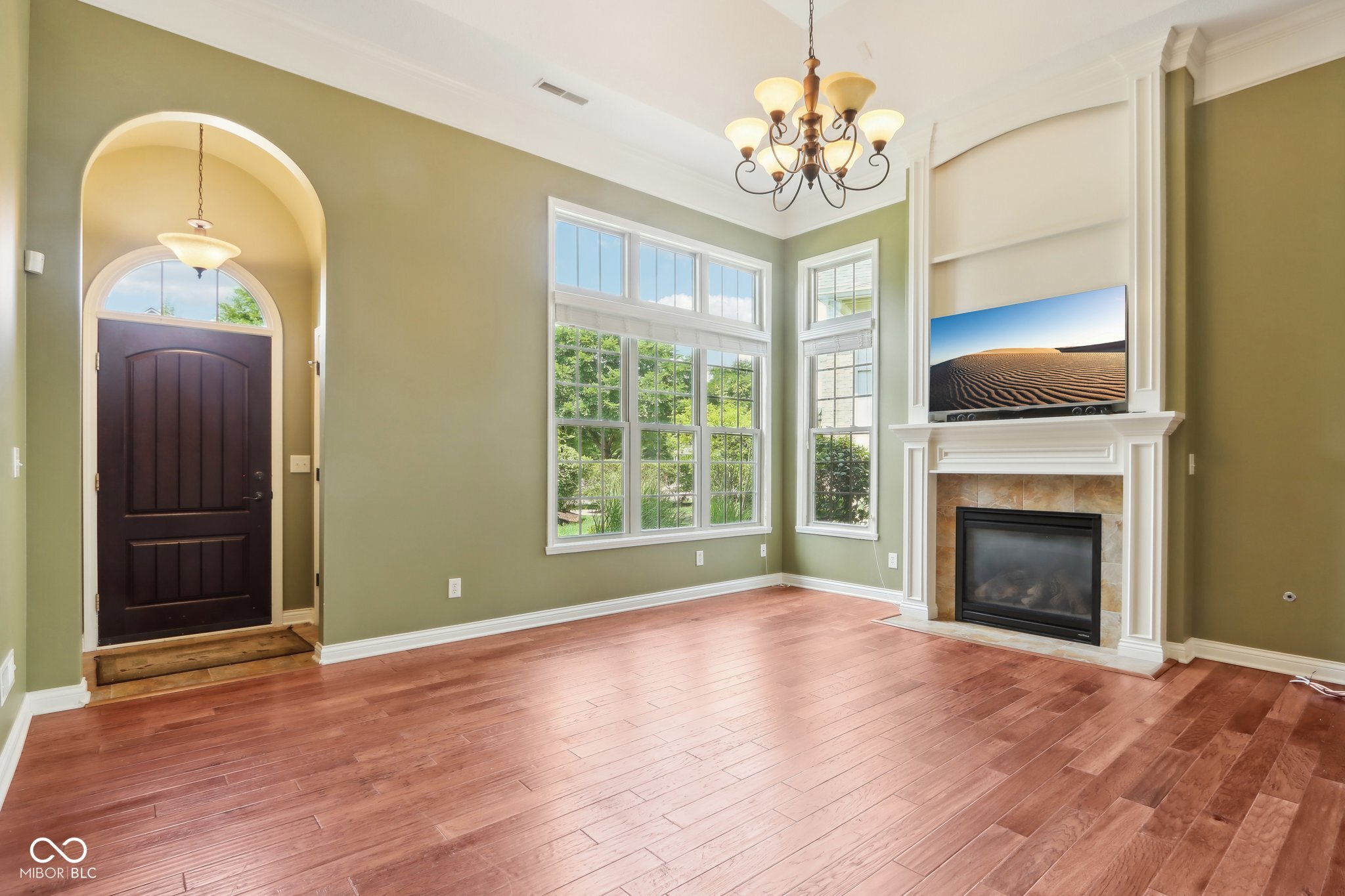 6687 Beekman Place Unit: C