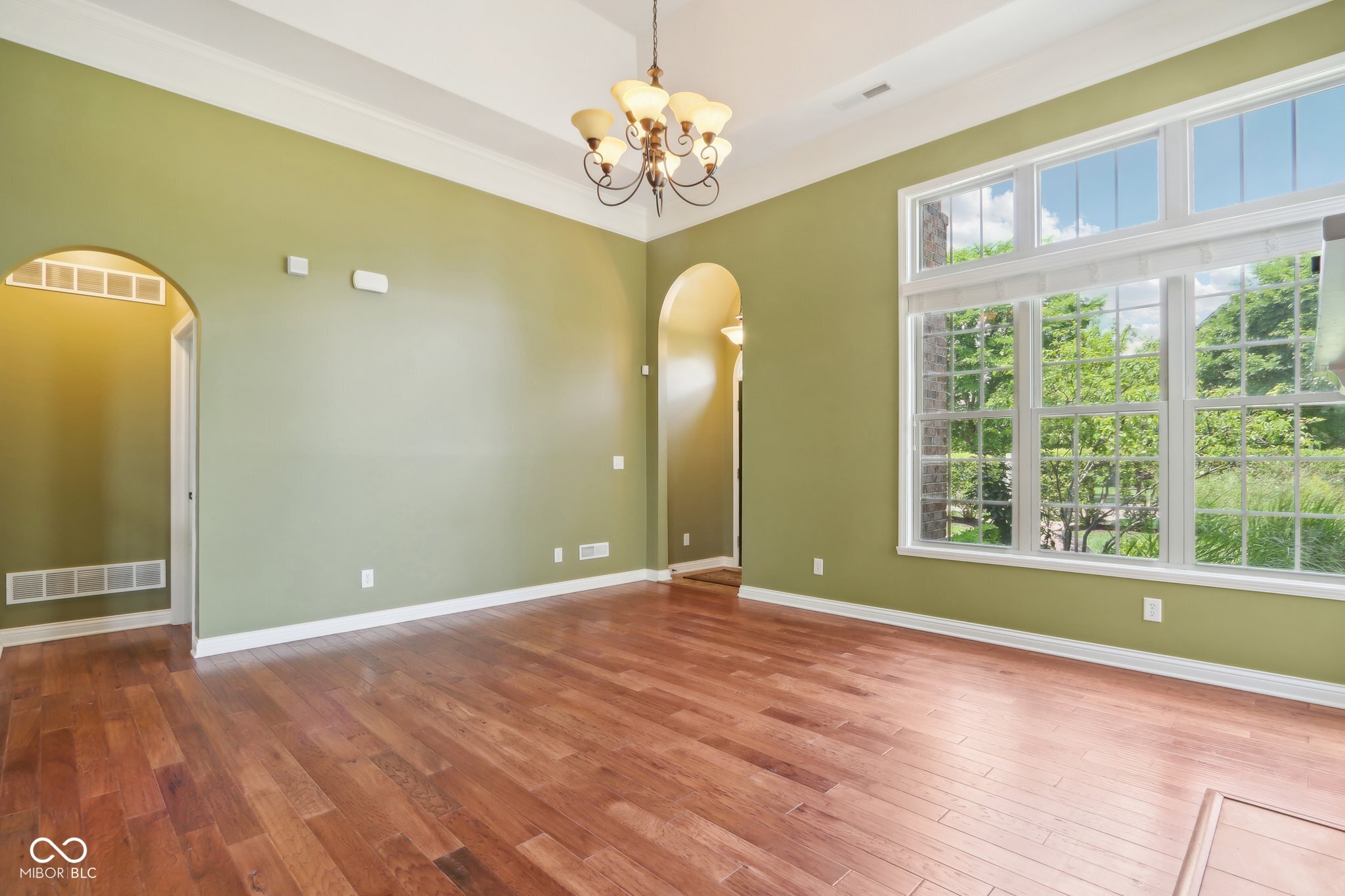 6687 Beekman Place Unit: C