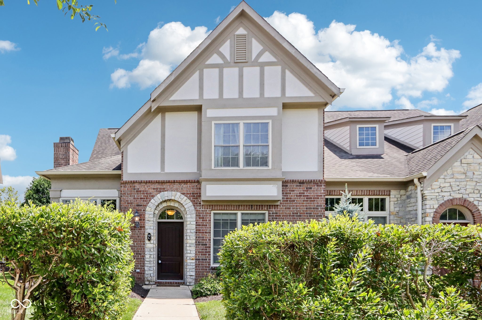 6687 Beekman Place Unit: C