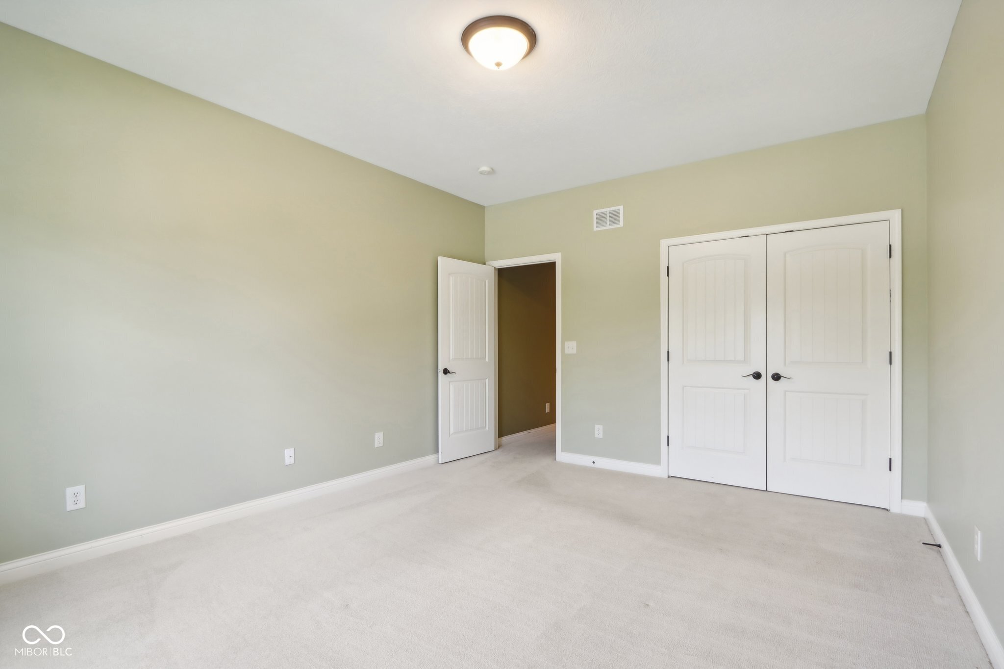 6687 Beekman Place Unit: C