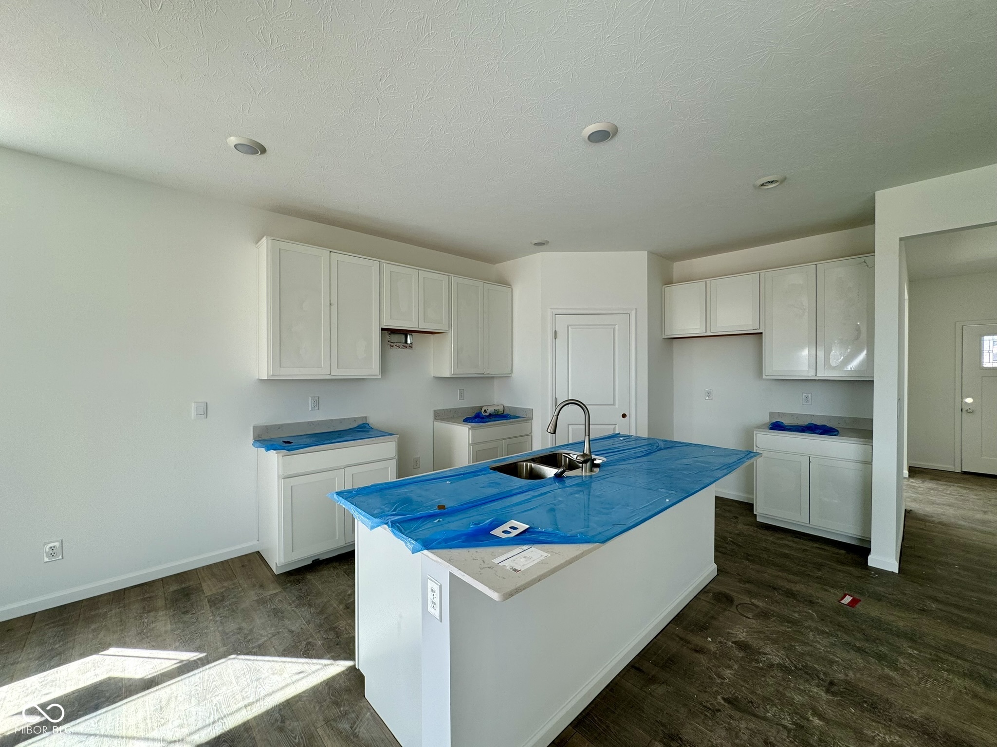 6271 Tacoma Boulevard