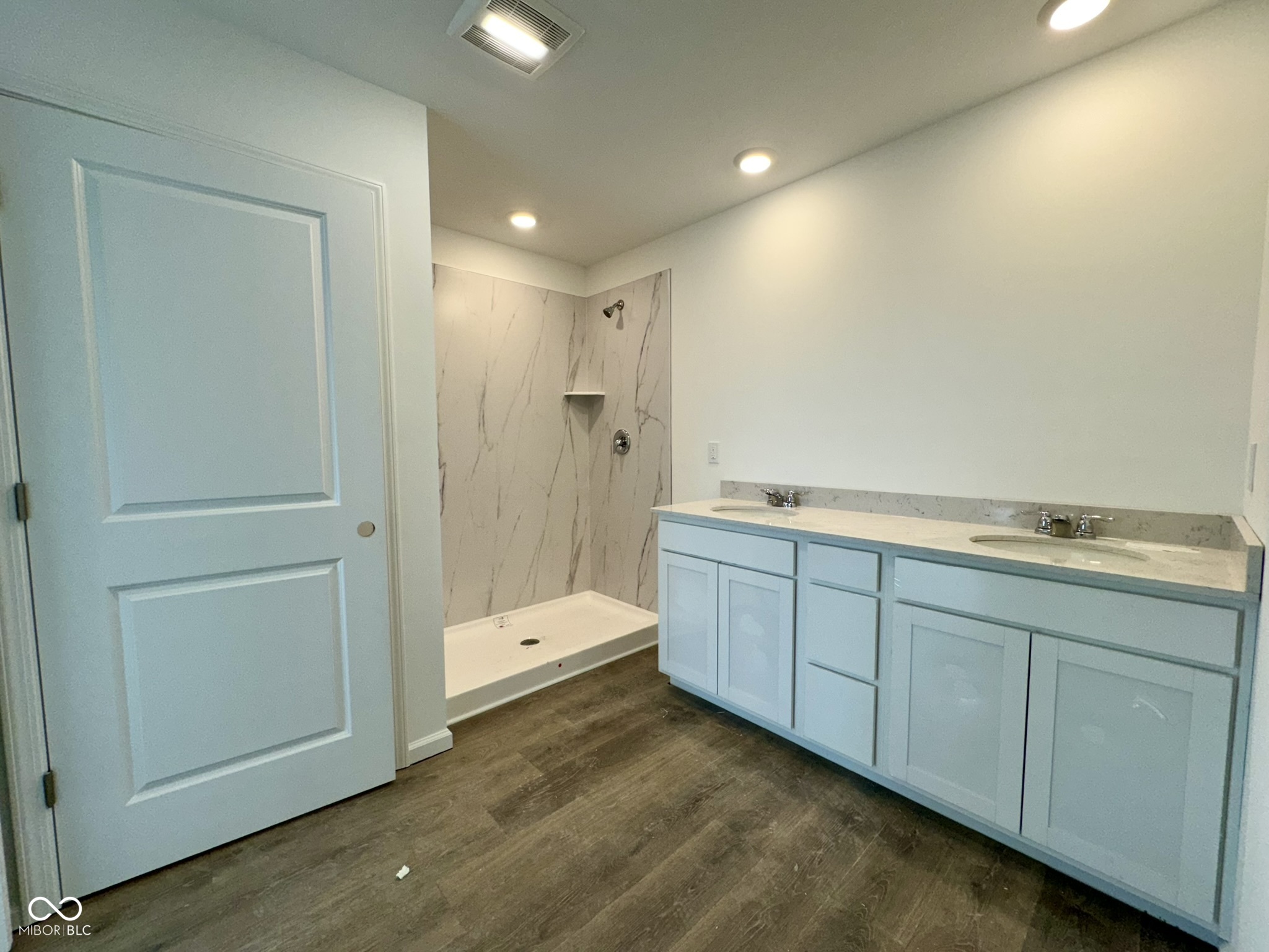 6271 Tacoma Boulevard