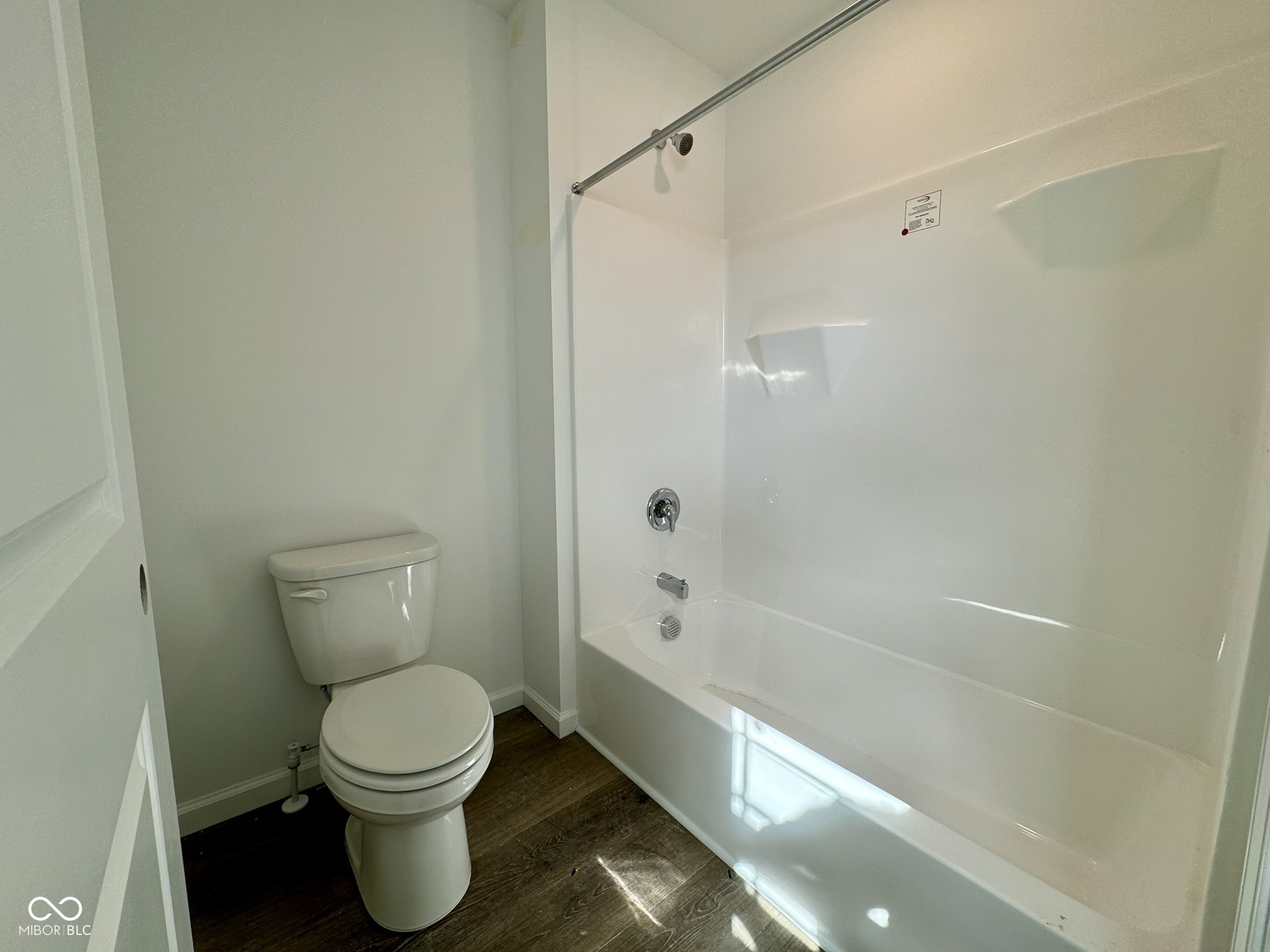 6271 Tacoma Boulevard