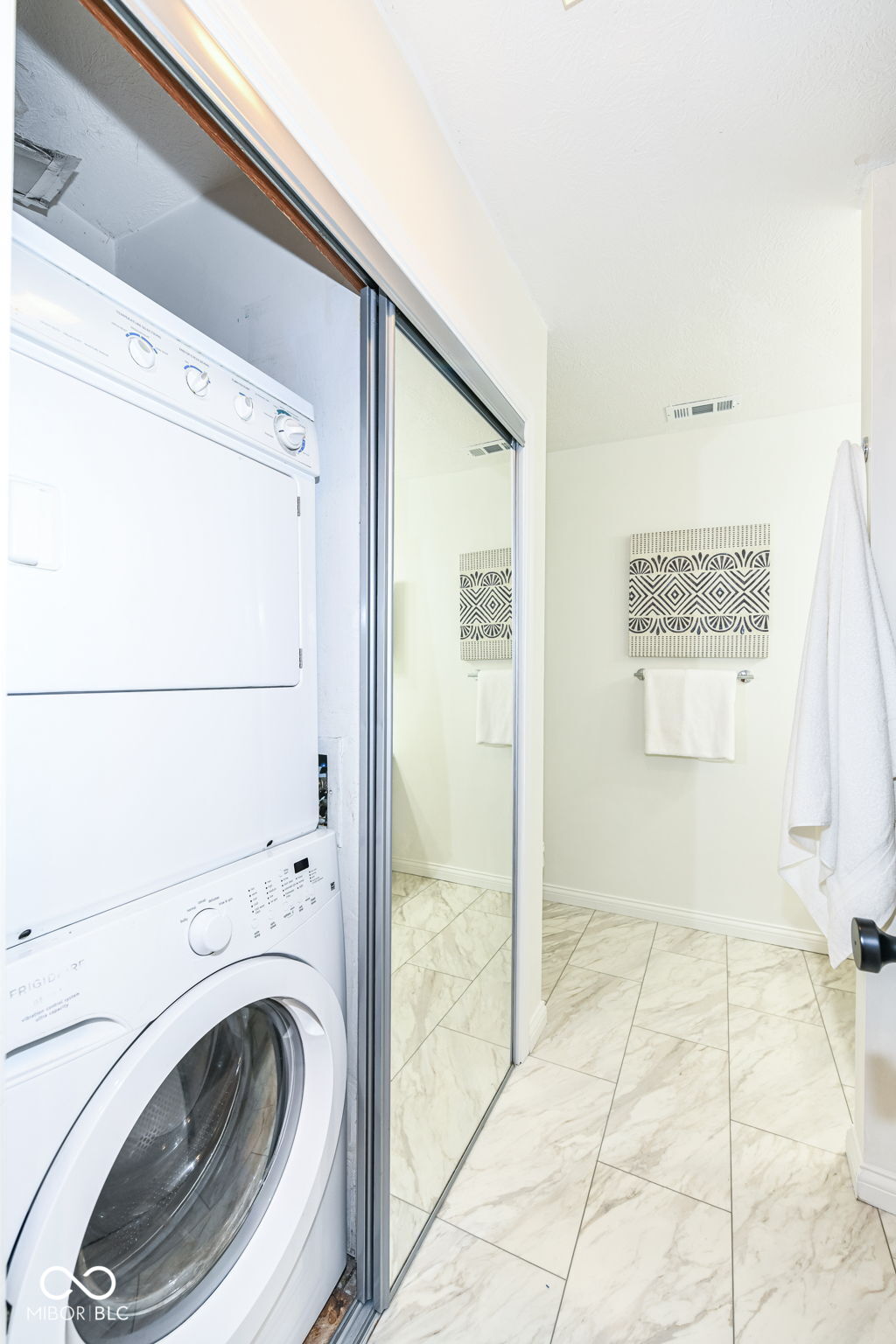 811 N East Street N Unit: 4