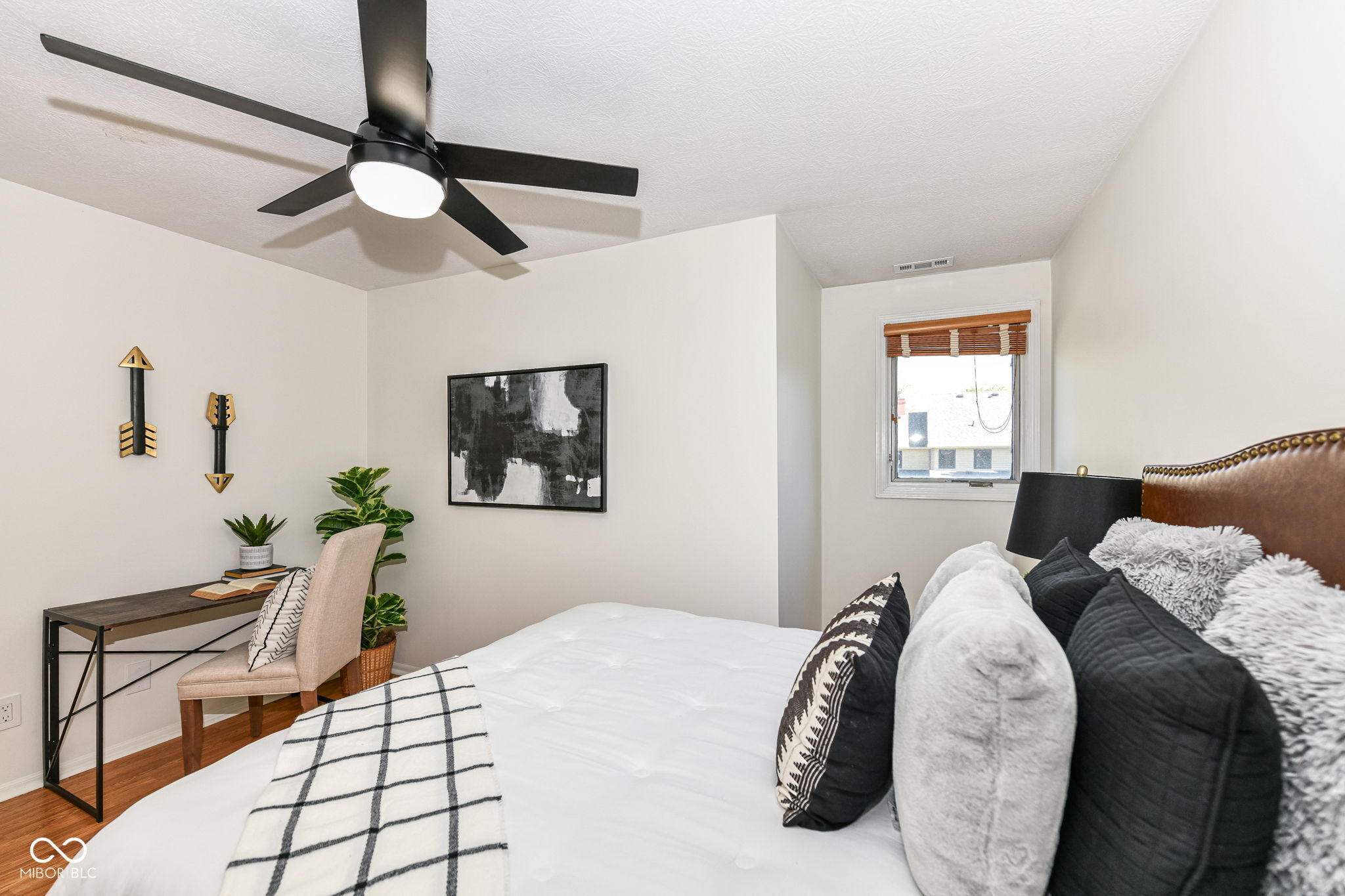 811 N East Street N Unit: 4