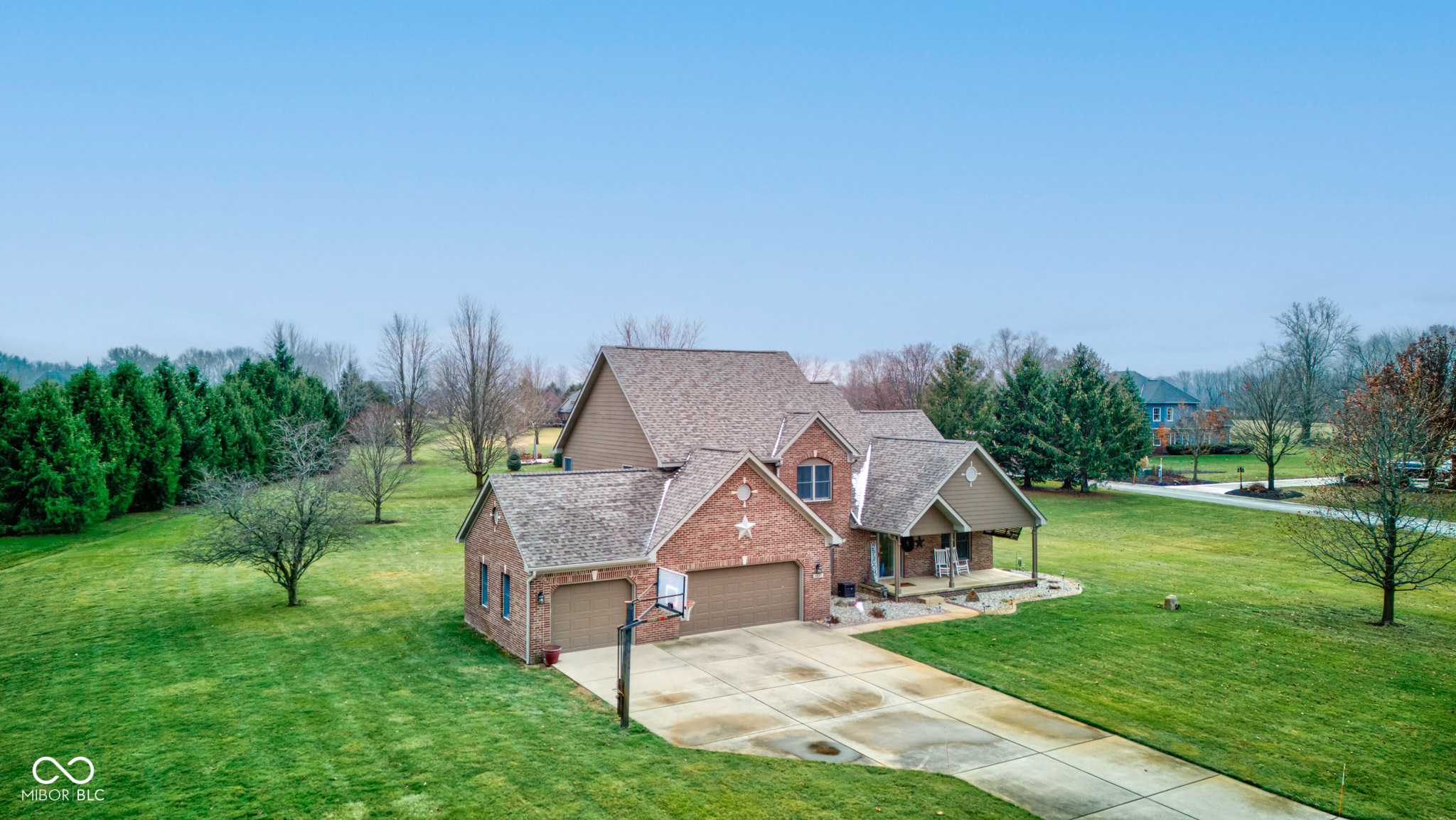 1571 S Mayberry Drive