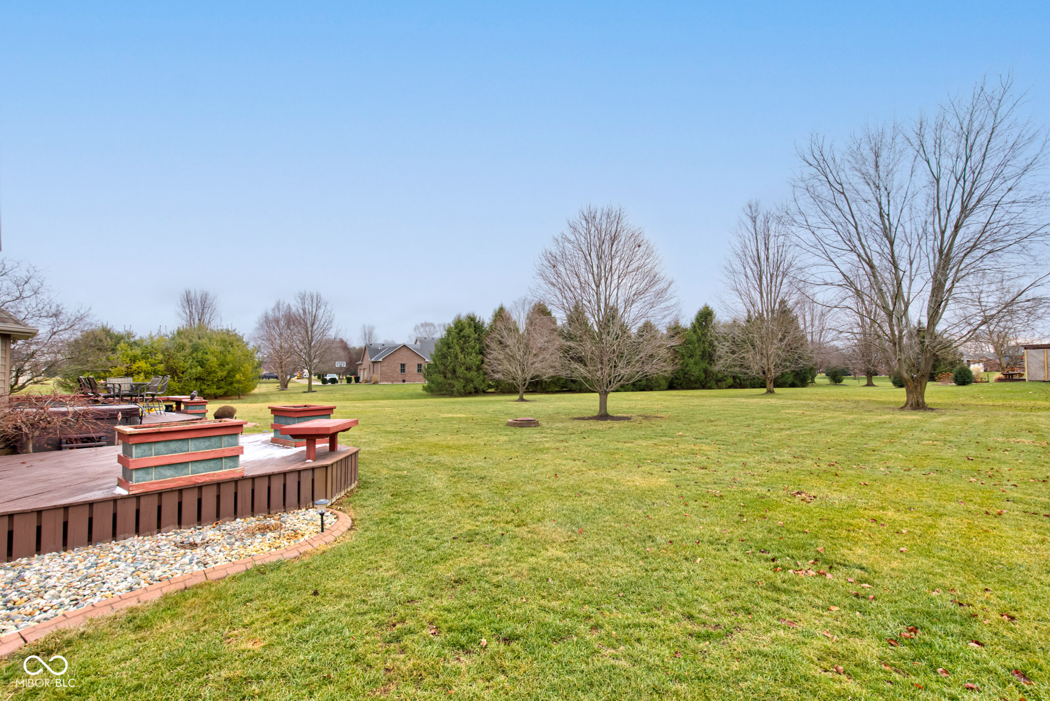 1571 S Mayberry Drive