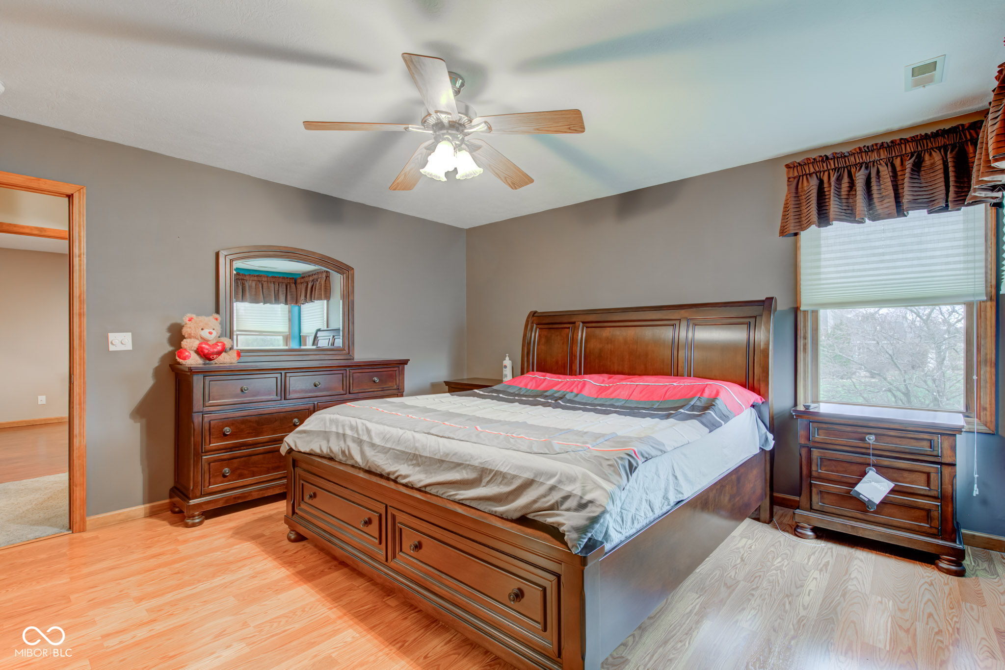 1571 S Mayberry Drive