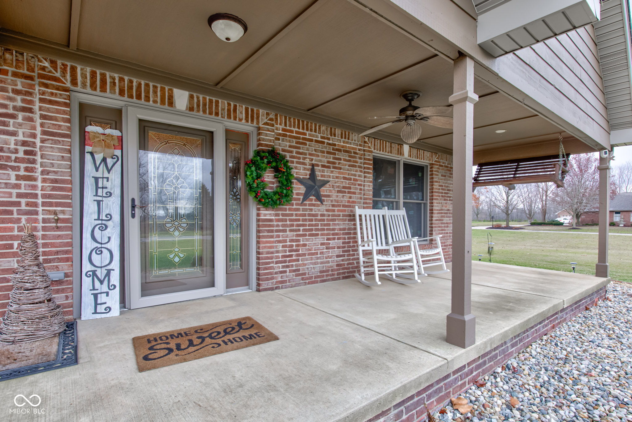 1571 S Mayberry Drive