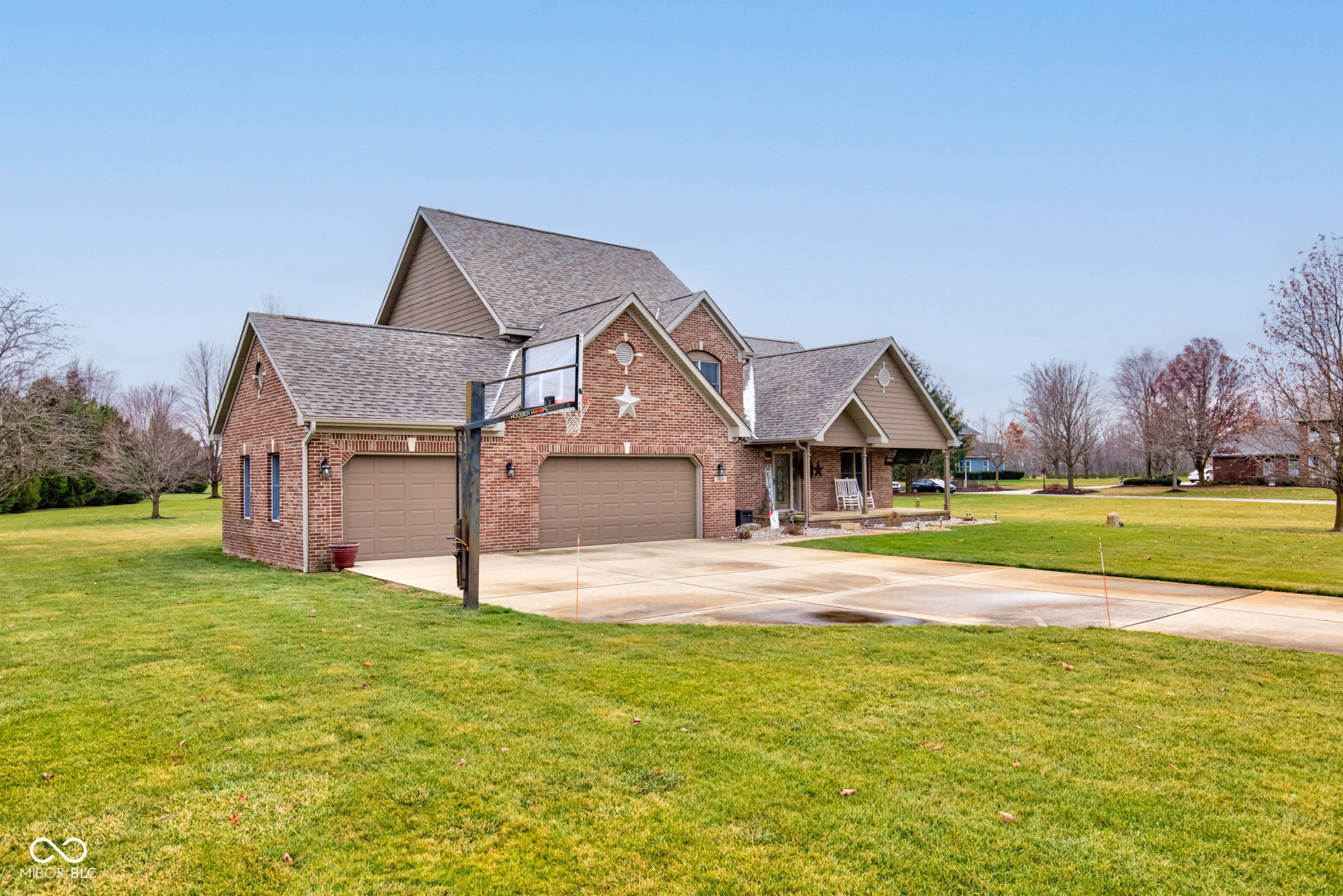 1571 S Mayberry Drive