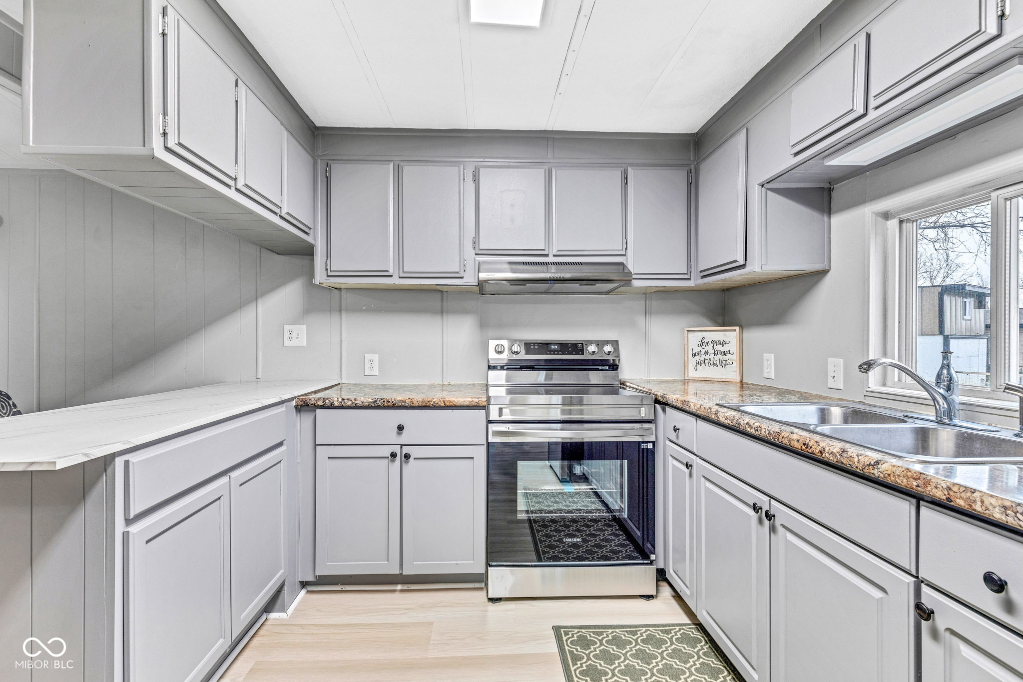 93 Fountain Lake Drive