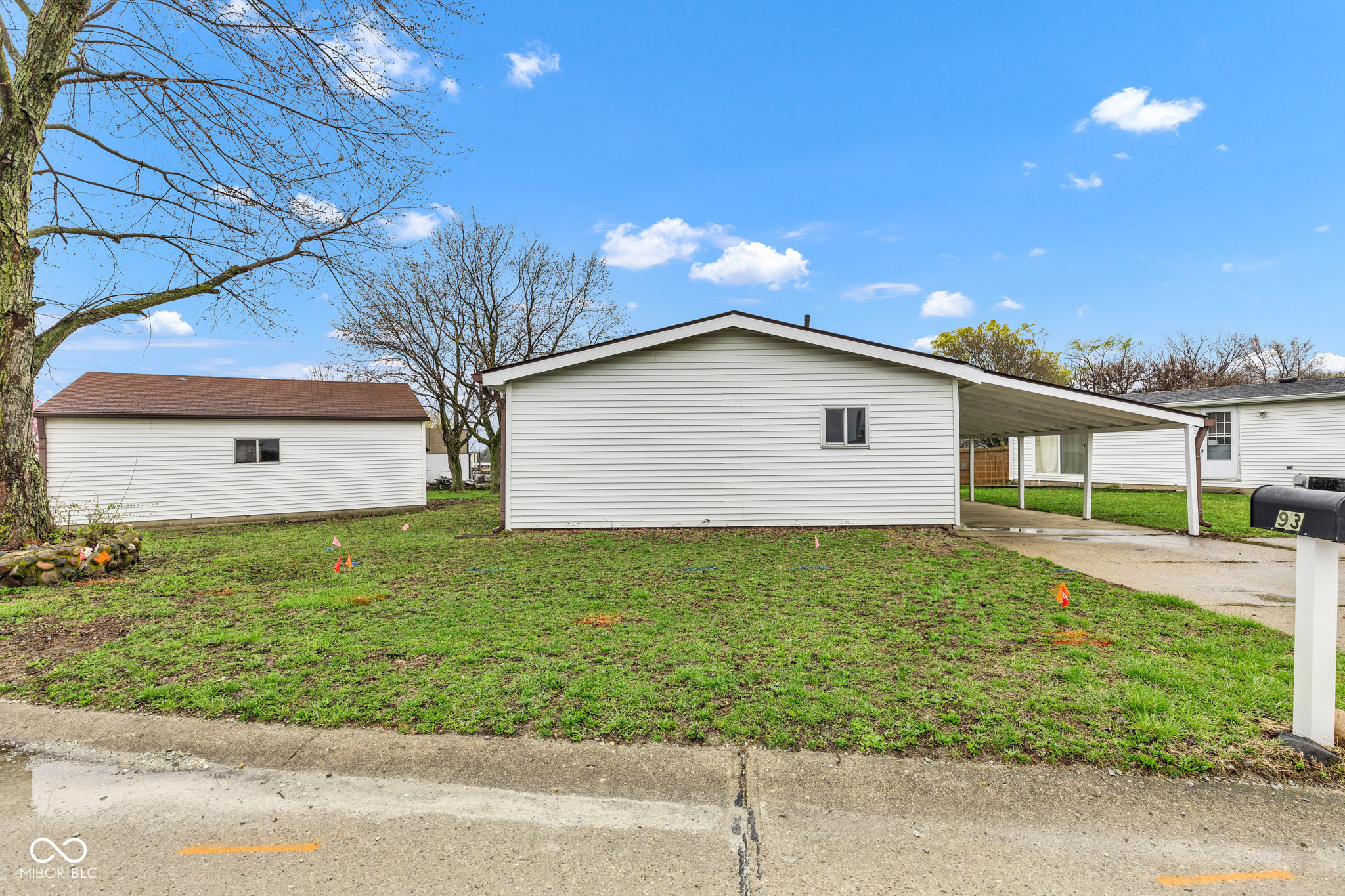 93 Fountain Lake Drive