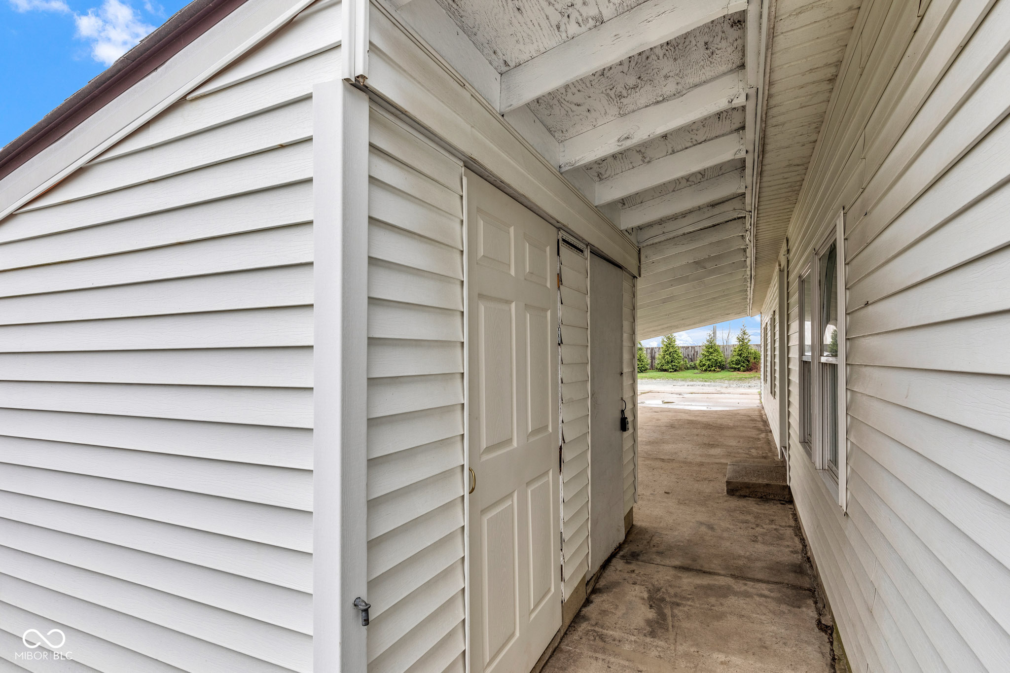 93 Fountain Lake Drive