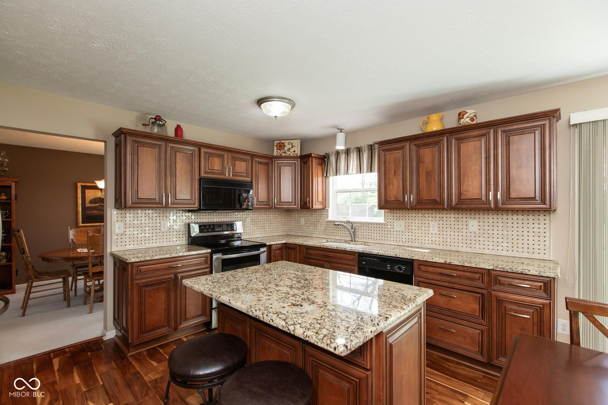 6075 Bristlecone Drive