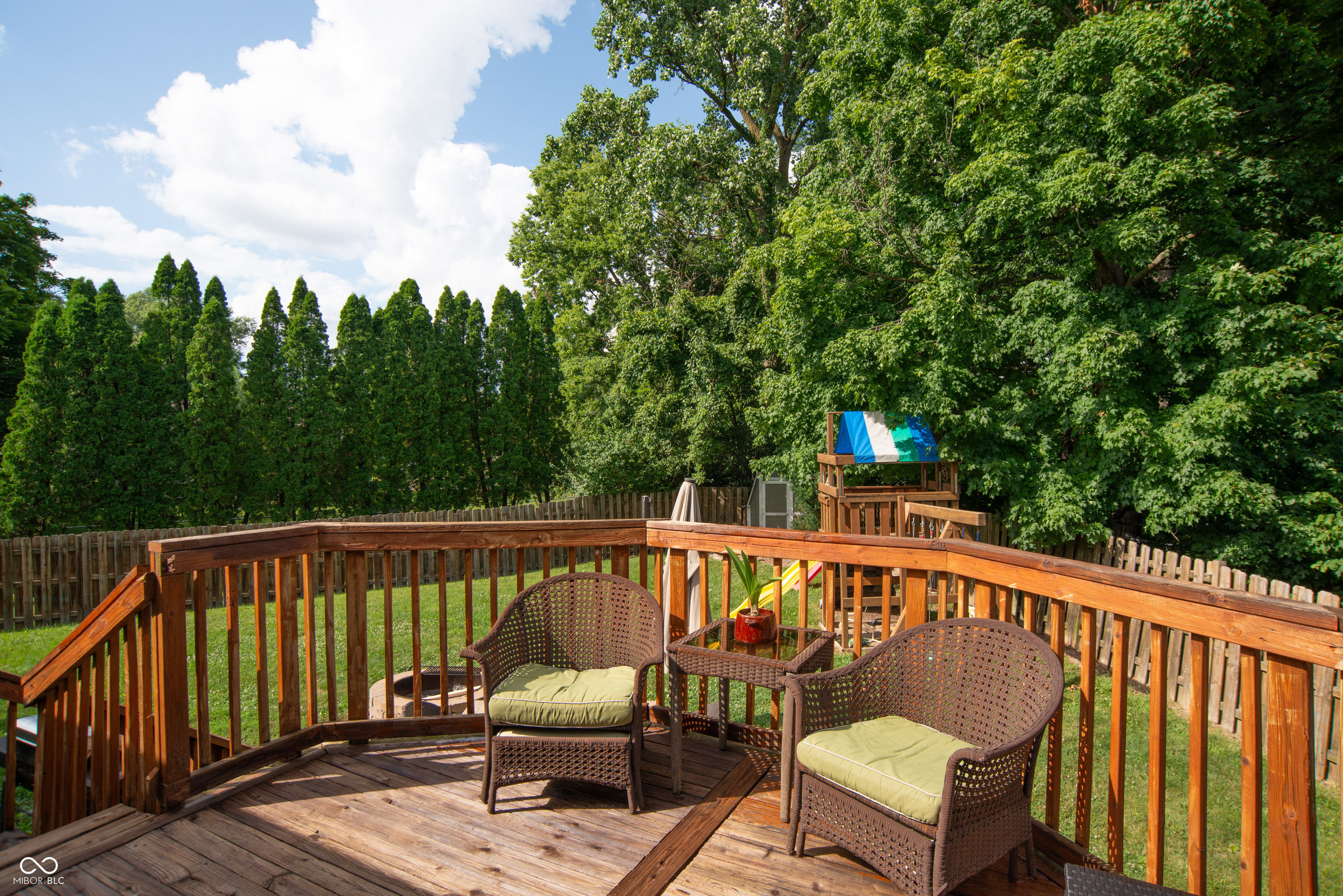 6118 Thrushwood Circle