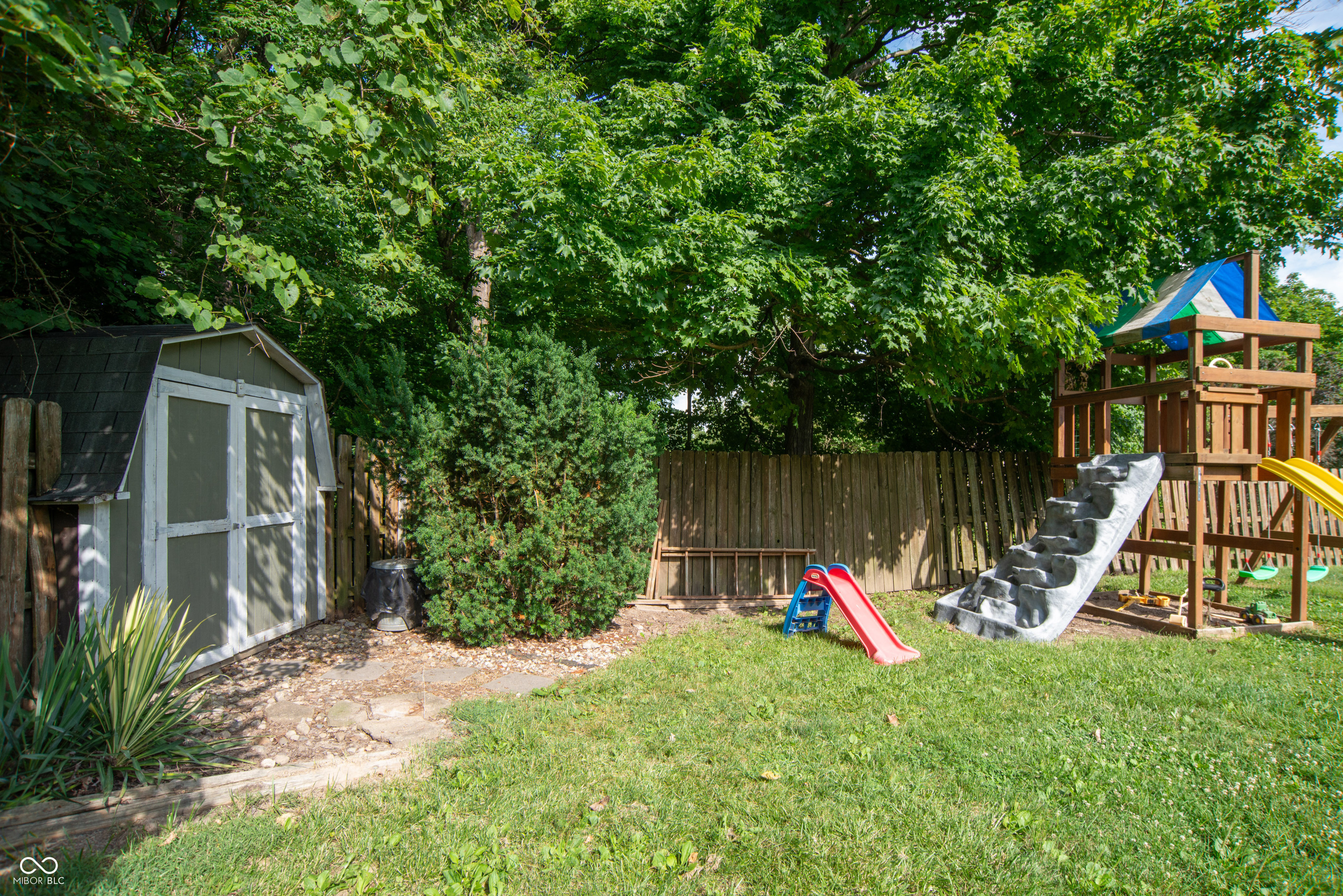 6118 Thrushwood Circle