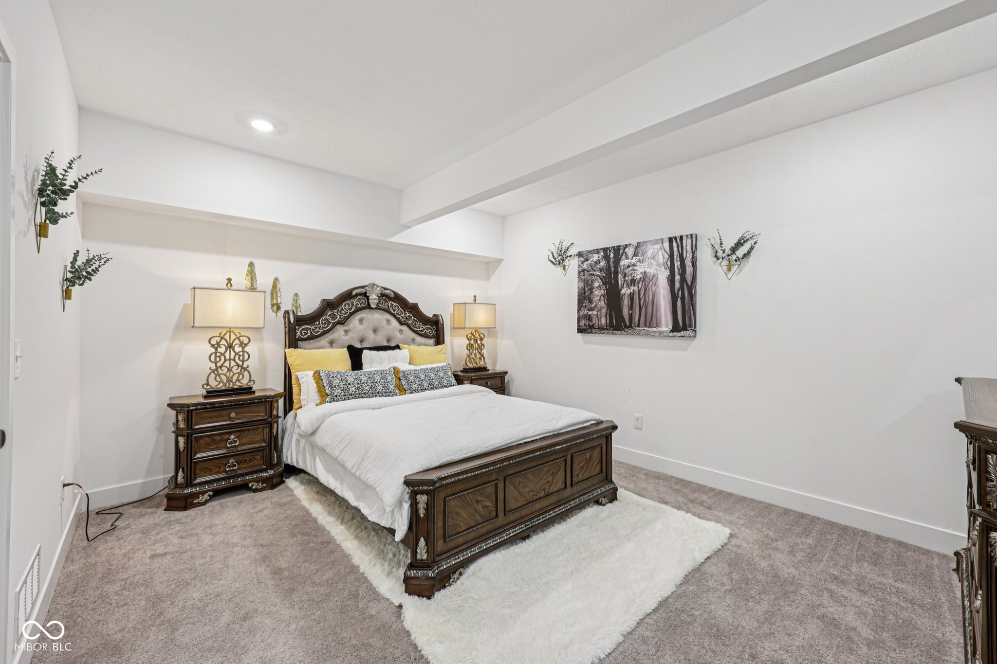 1382 Chatham Hills Boulevard