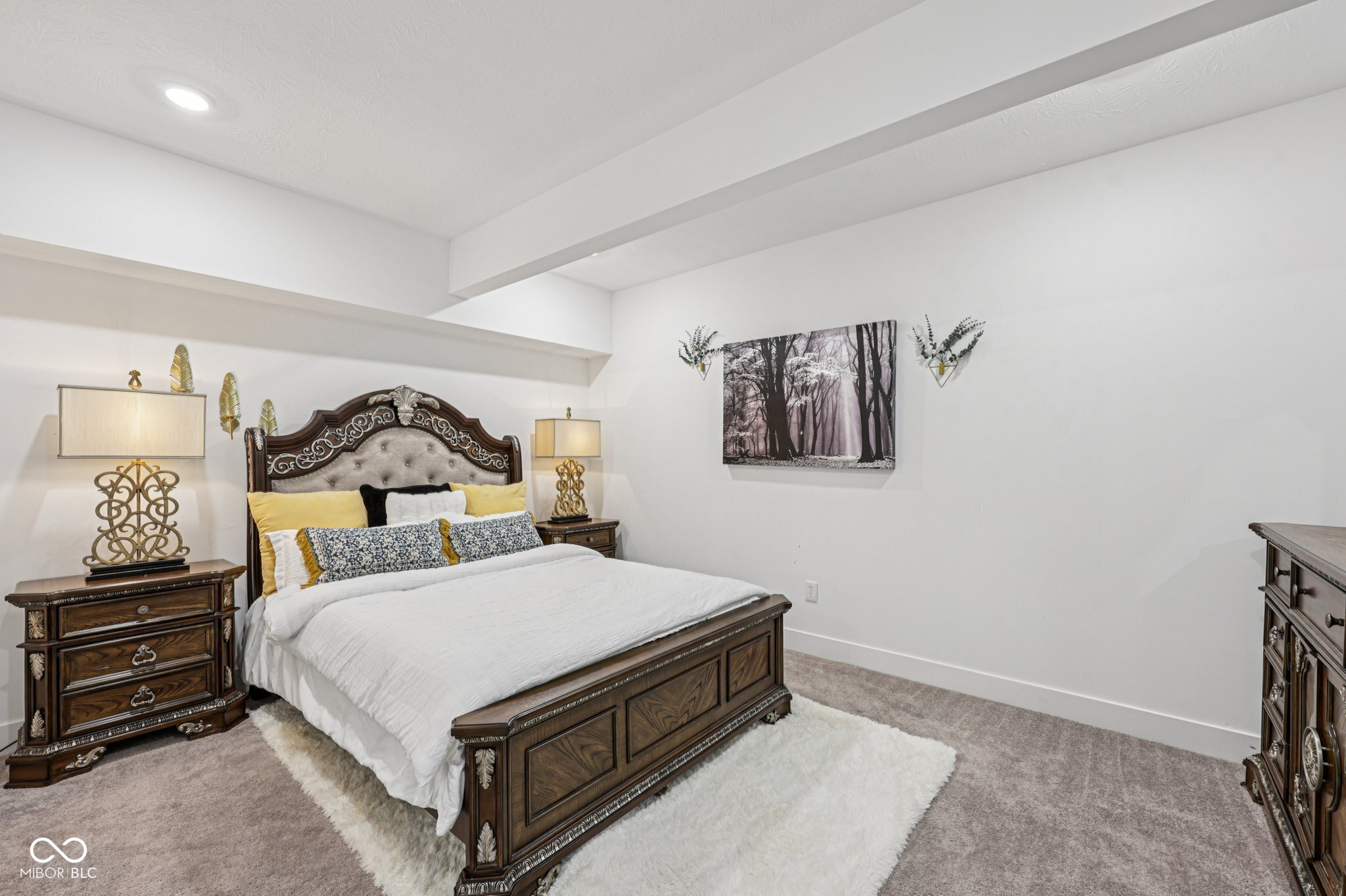 1382 Chatham Hills Boulevard