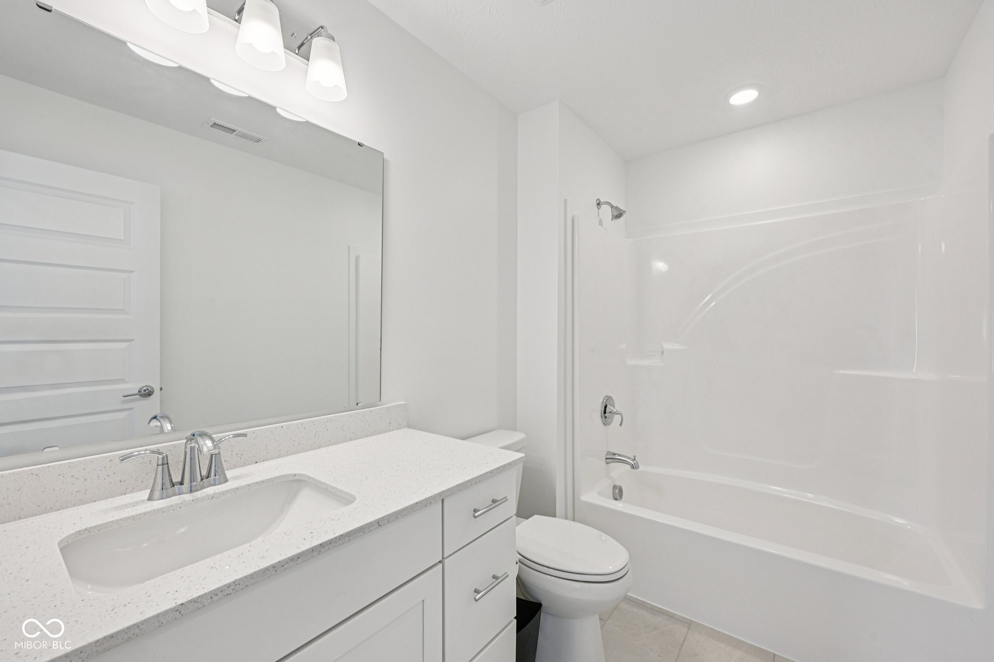 1382 Chatham Hills Boulevard