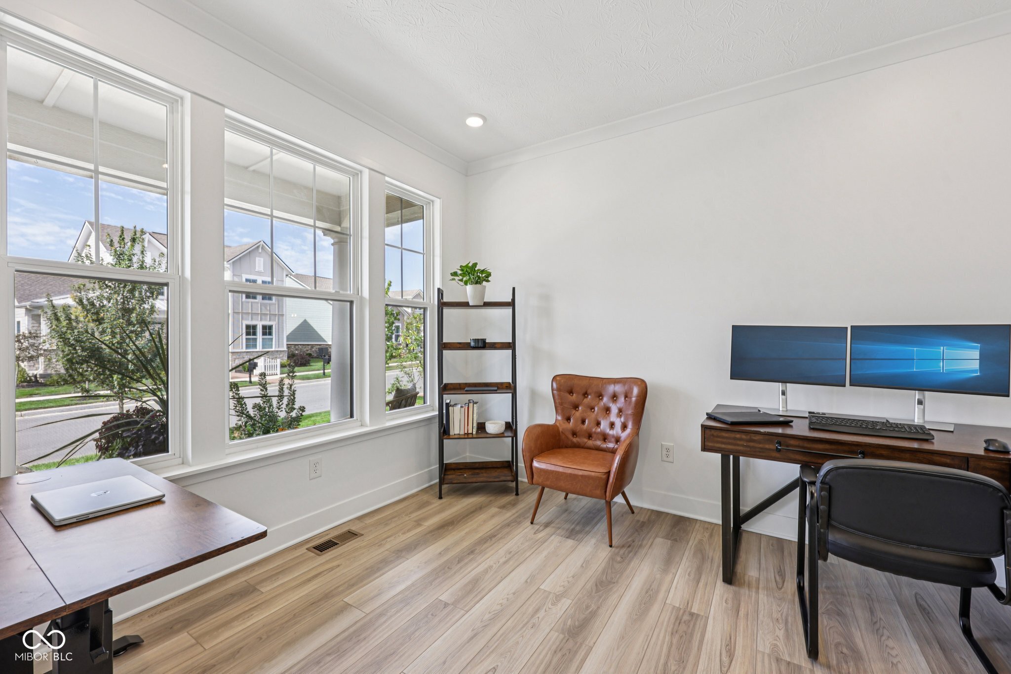 1382 Chatham Hills Boulevard