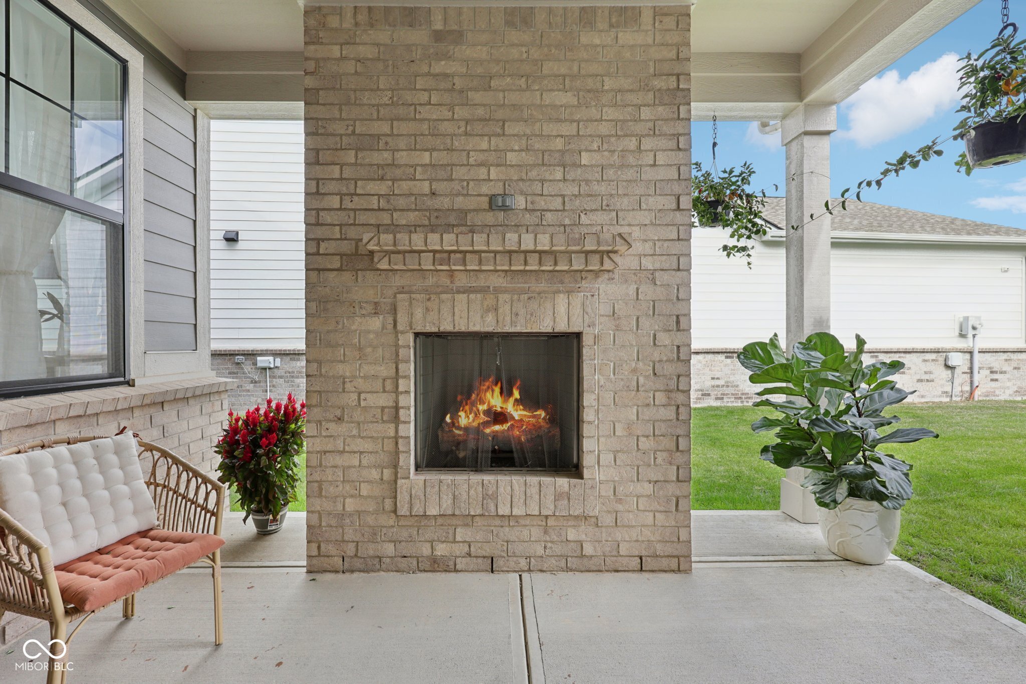 1382 Chatham Hills Boulevard