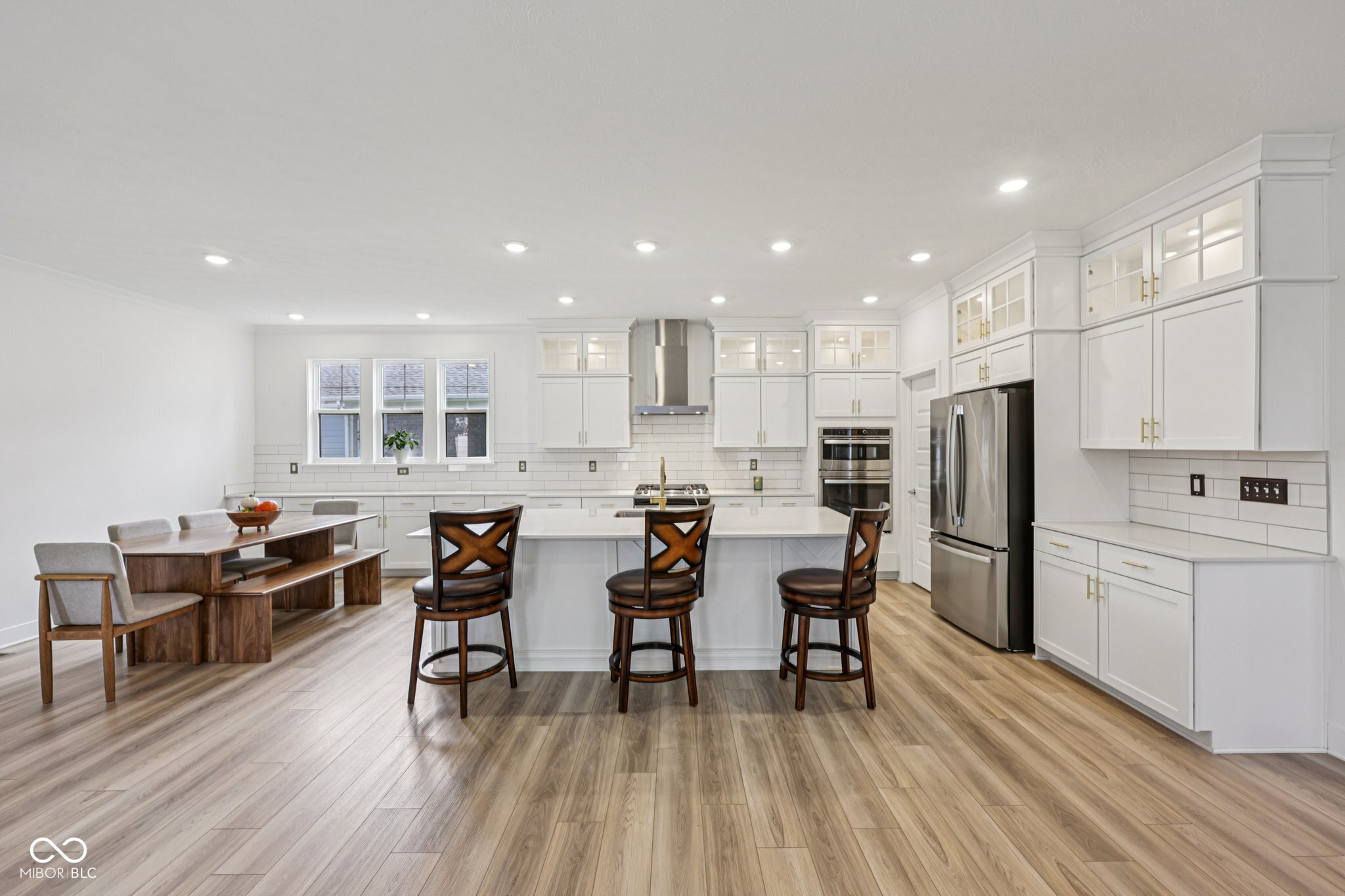 1382 Chatham Hills Boulevard