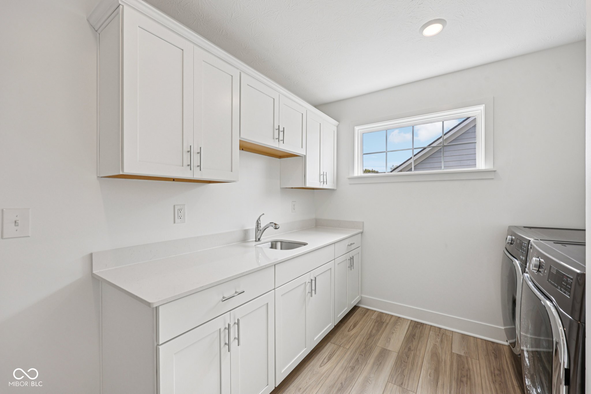 1382 Chatham Hills Boulevard