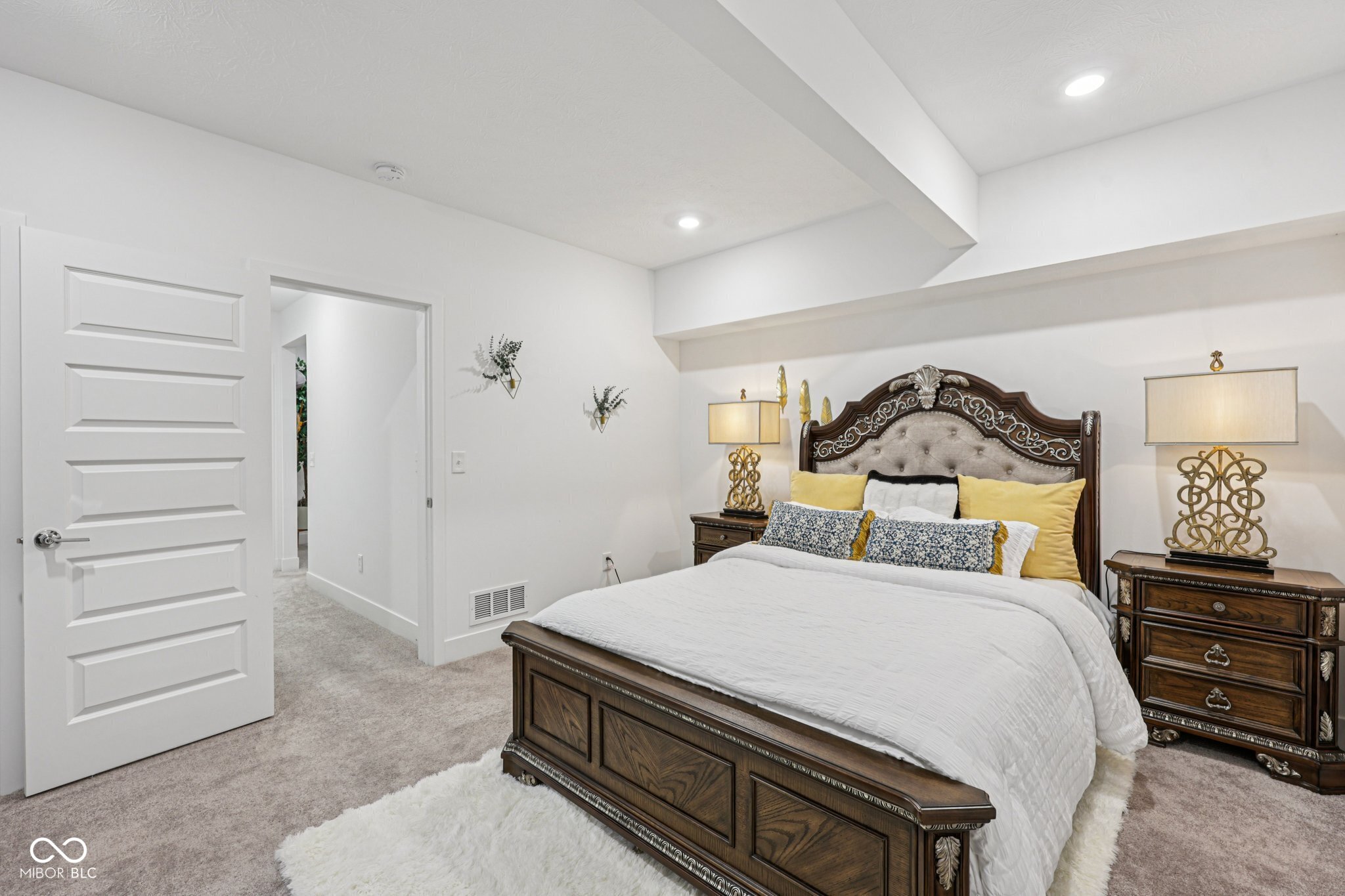 1382 Chatham Hills Boulevard