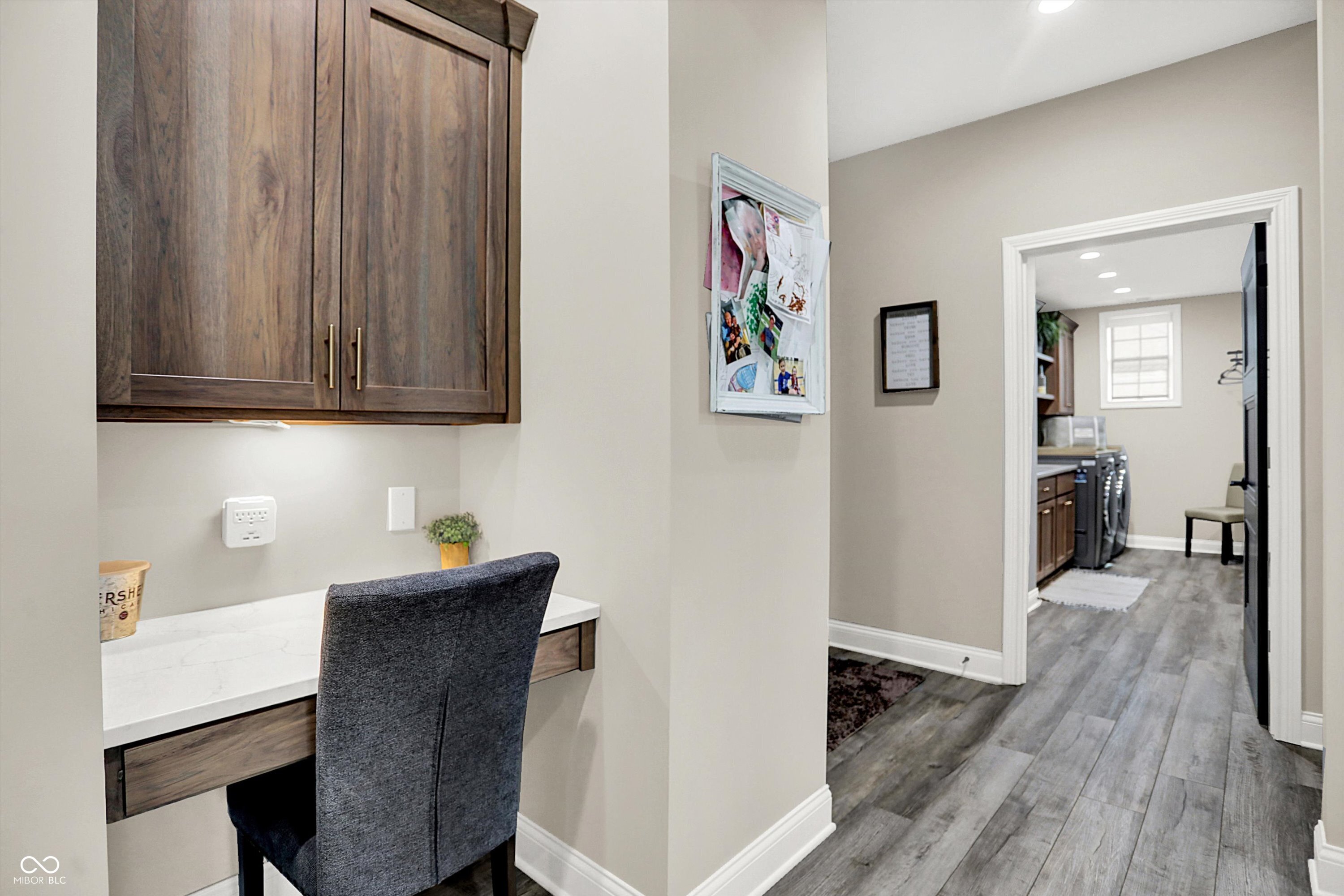 1246 Meadowbrook Lane