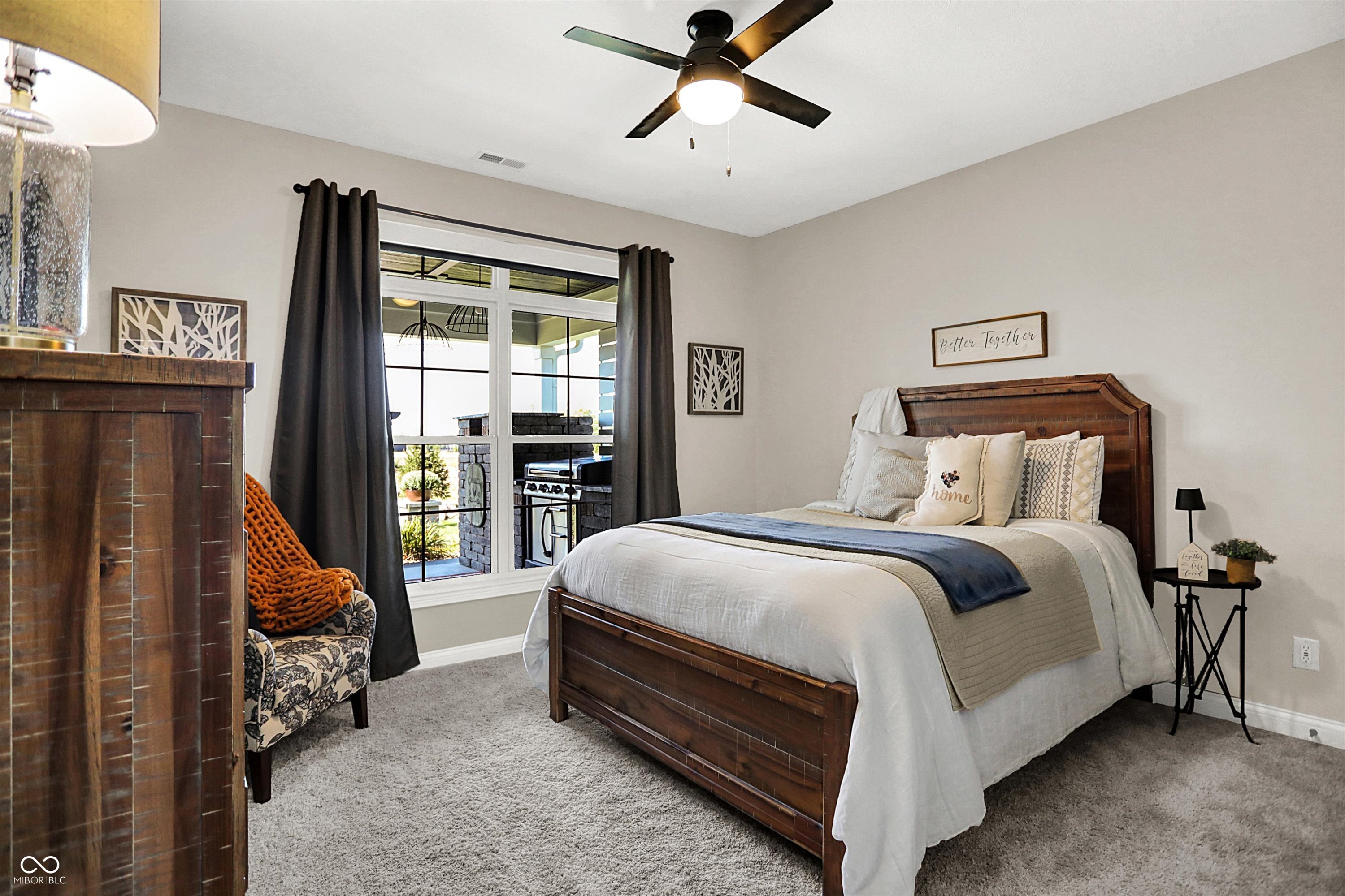 1246 Meadowbrook Lane