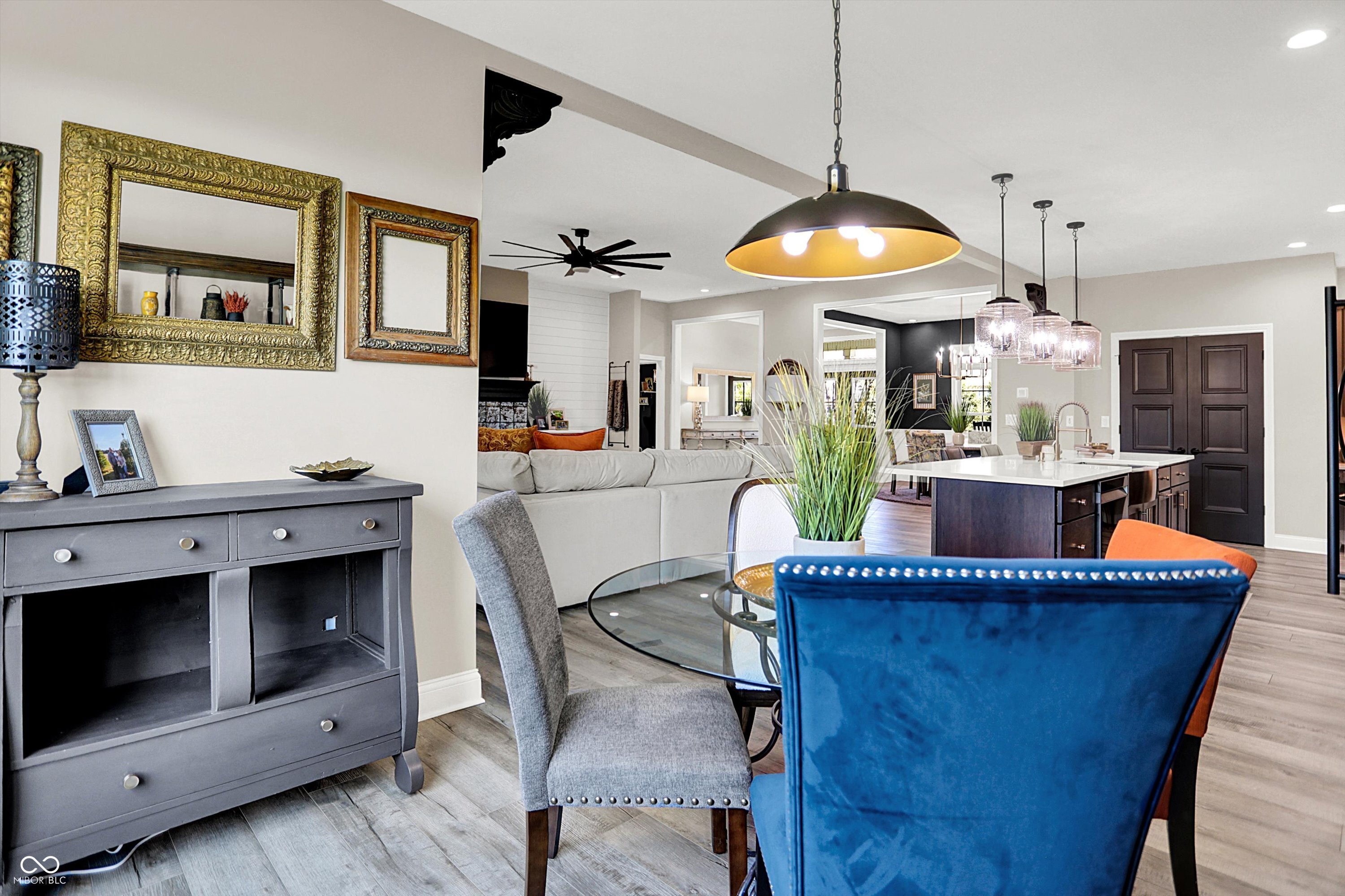 1246 Meadowbrook Lane