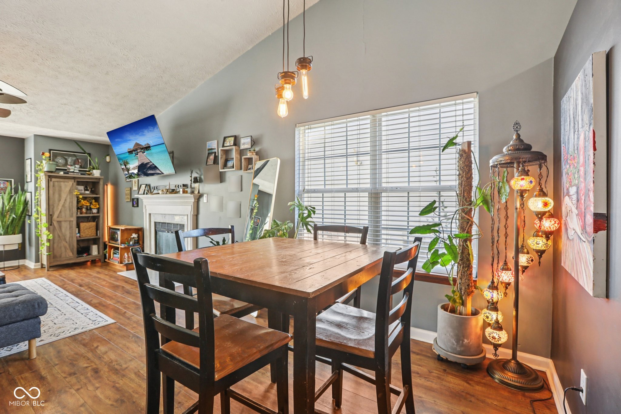 3132 N River Shore Place