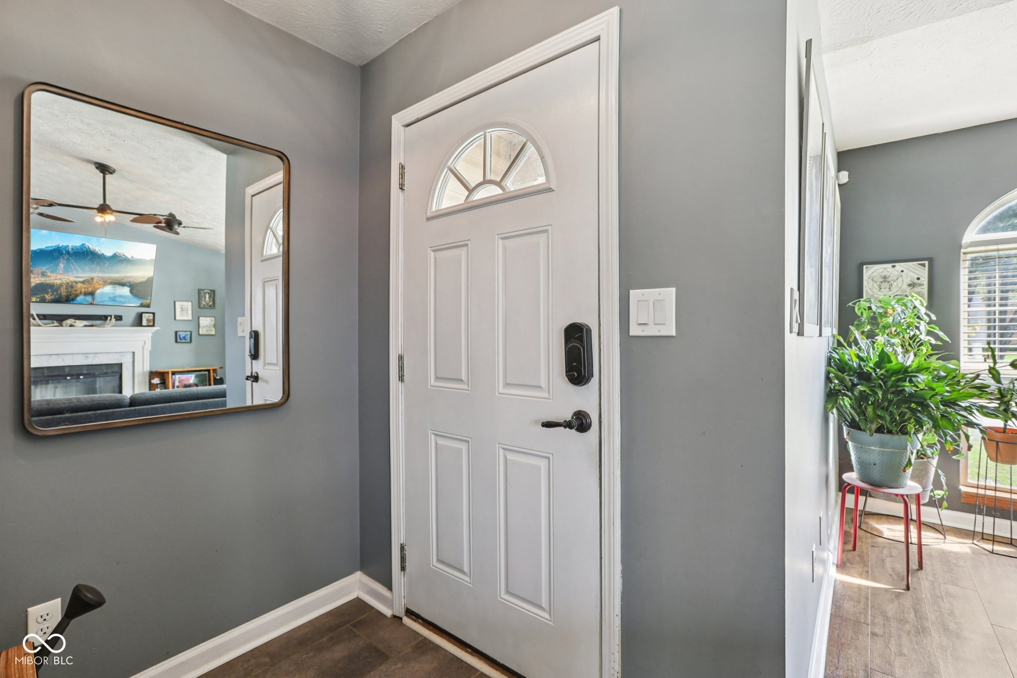 3132 N River Shore Place