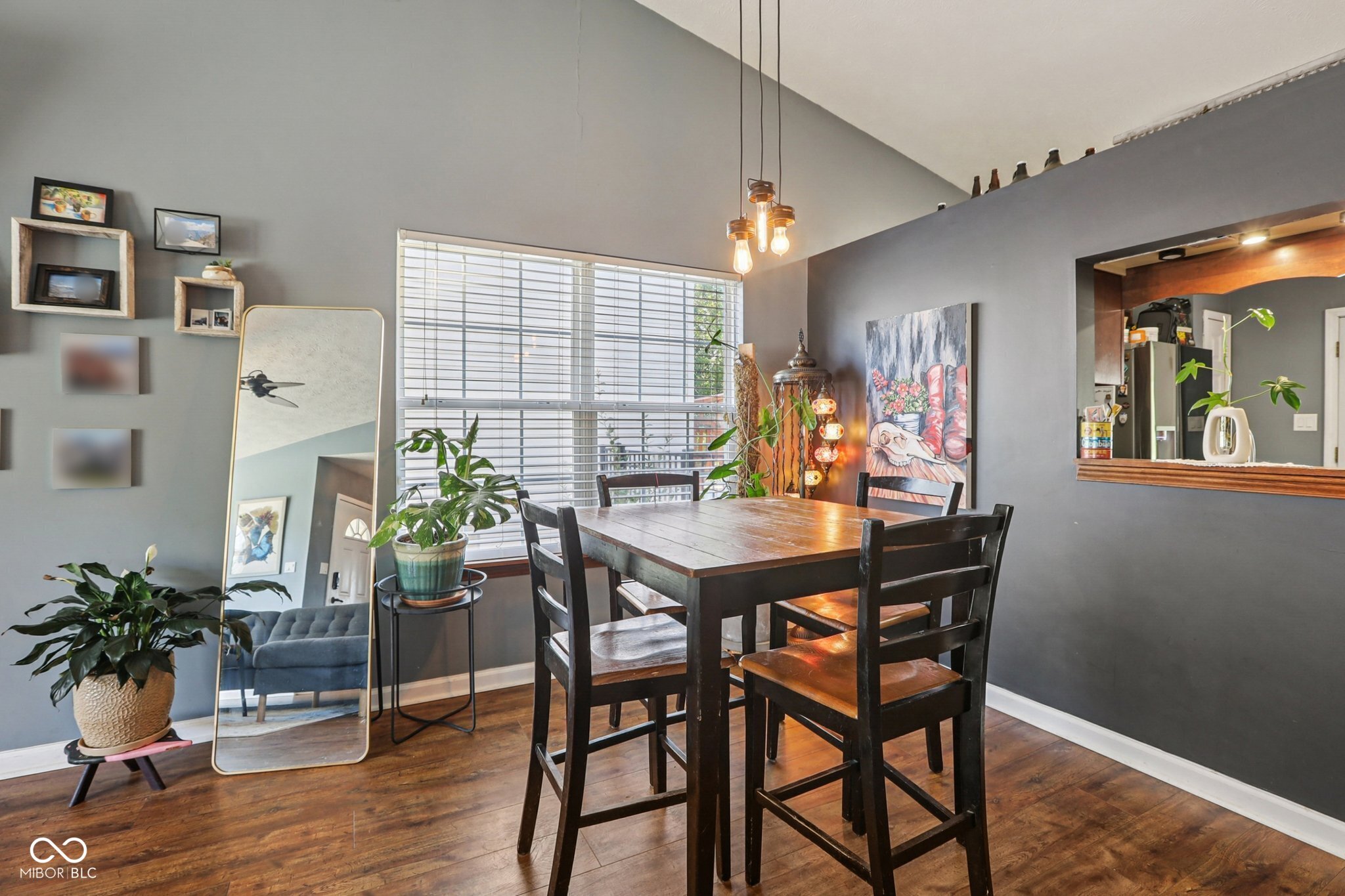 3132 N River Shore Place