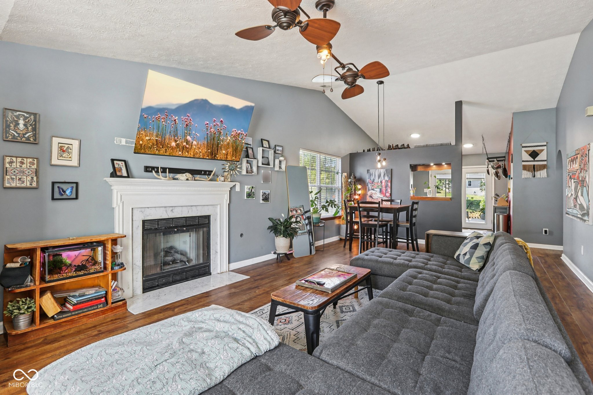 3132 N River Shore Place