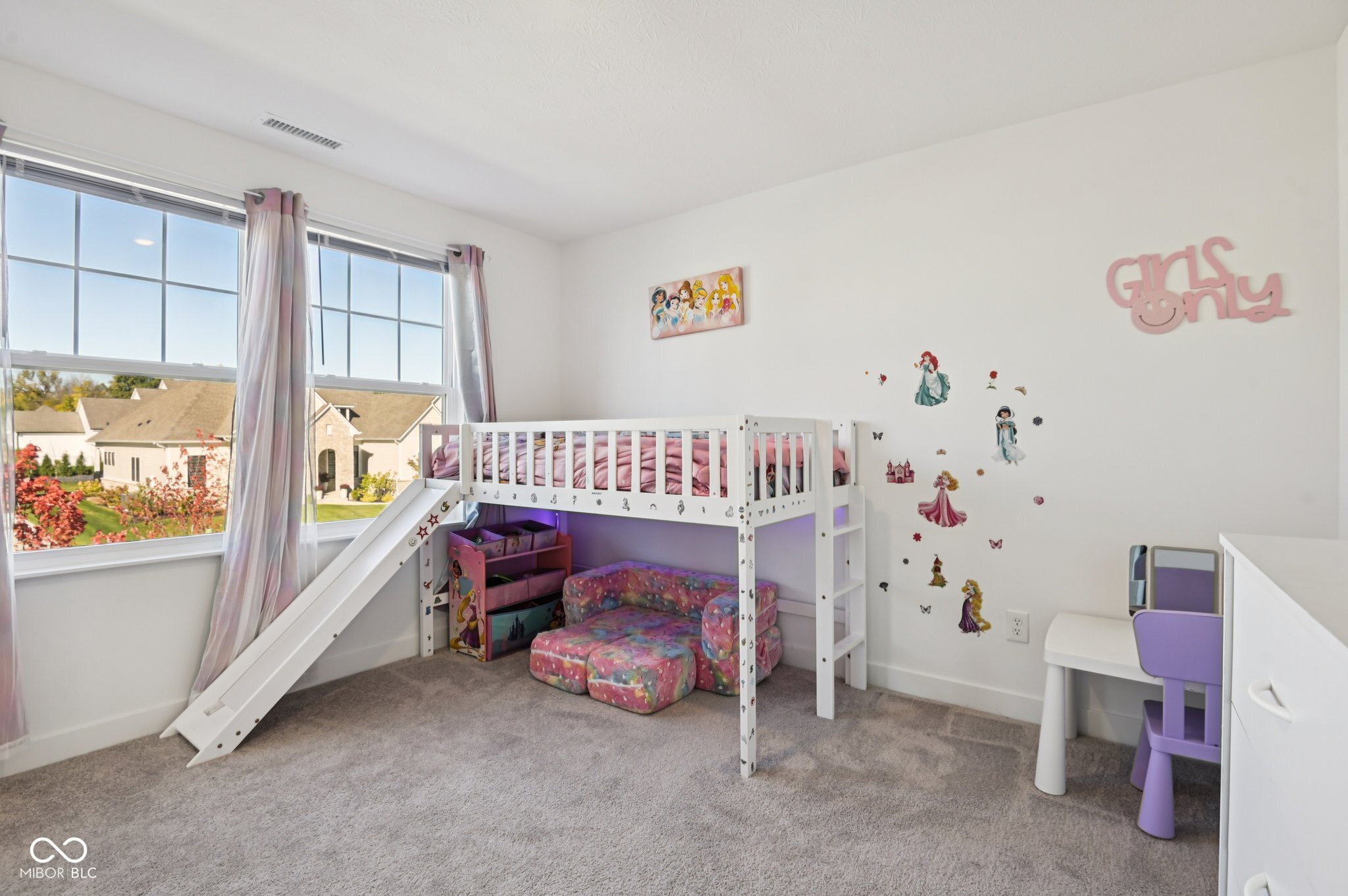 1432 Chatham Hills Boulevard