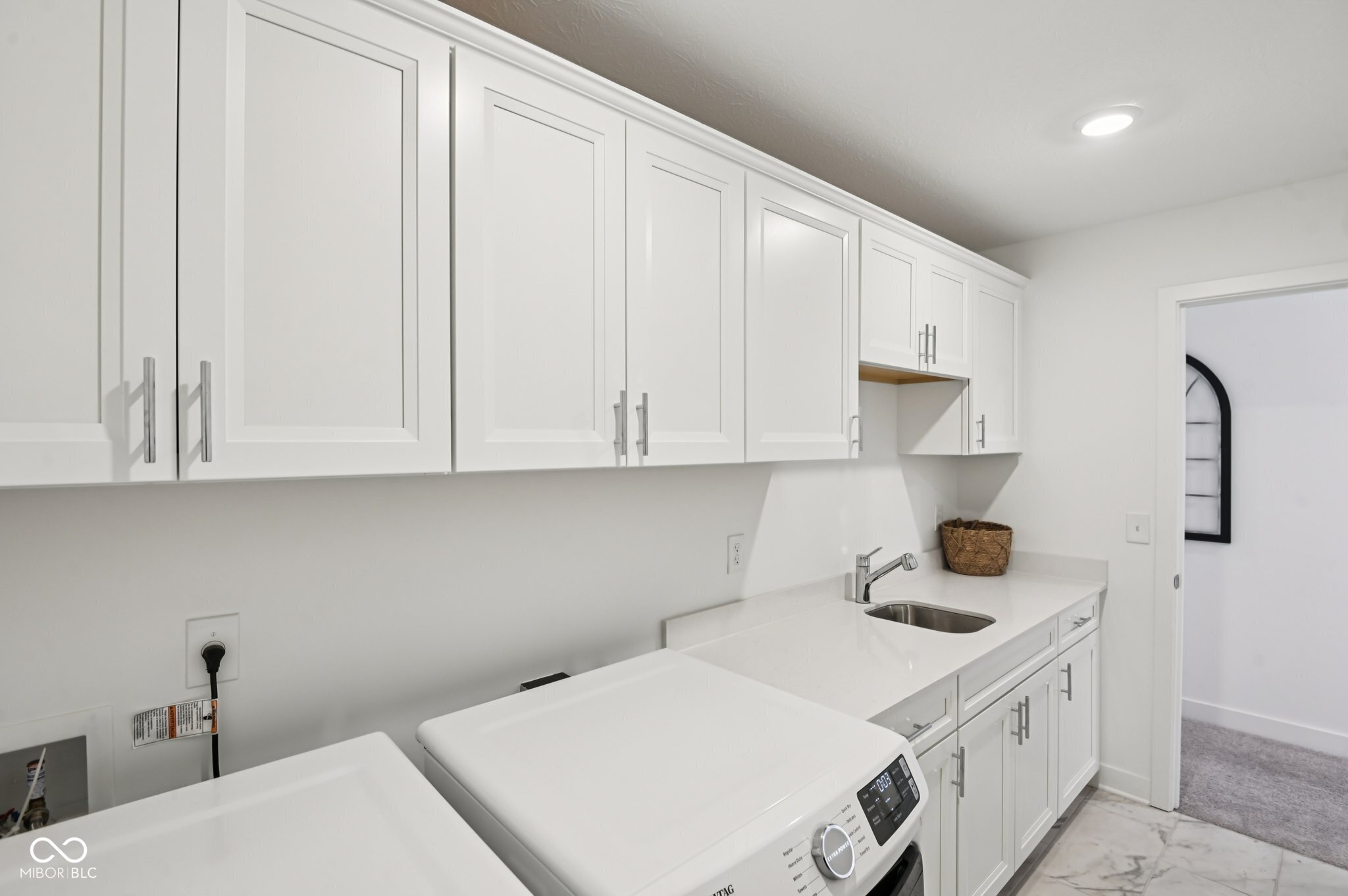 1432 Chatham Hills Boulevard