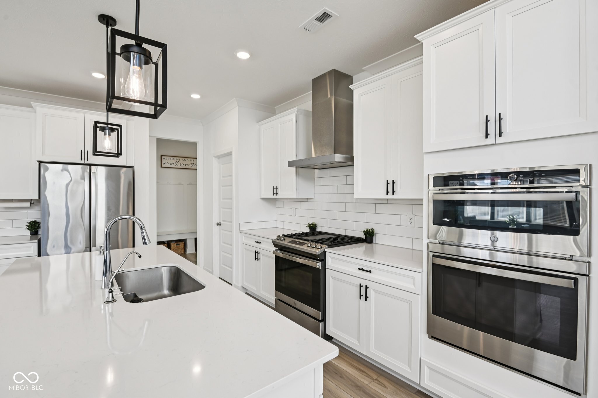 1432 Chatham Hills Boulevard