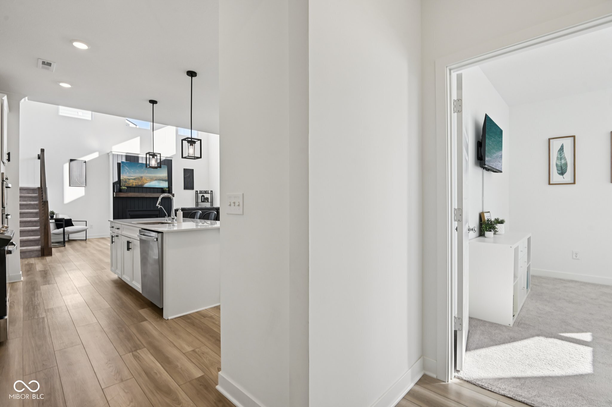 1432 Chatham Hills Boulevard