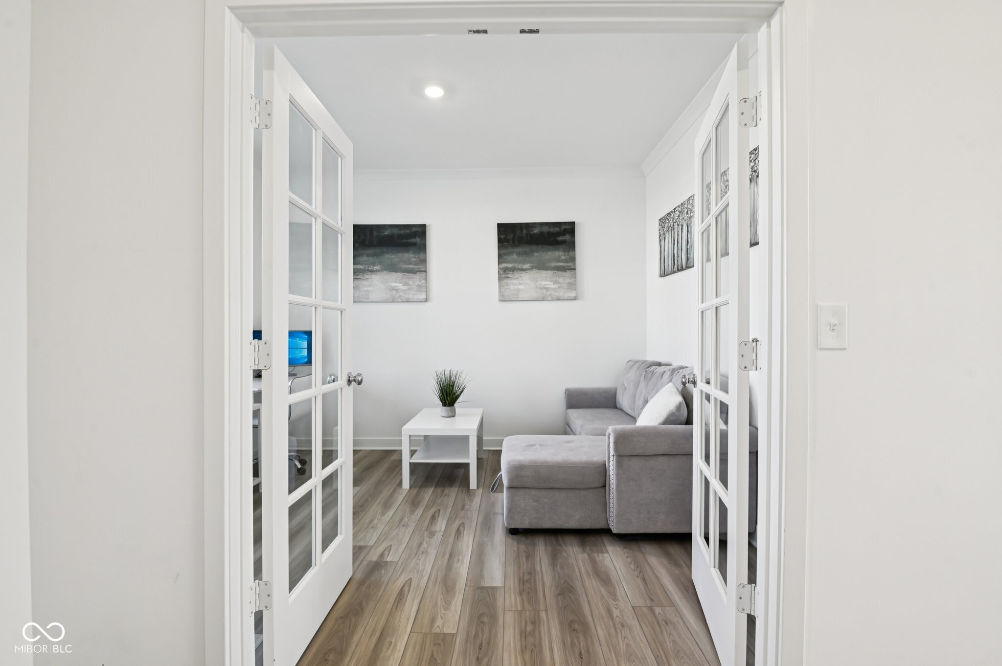 1432 Chatham Hills Boulevard